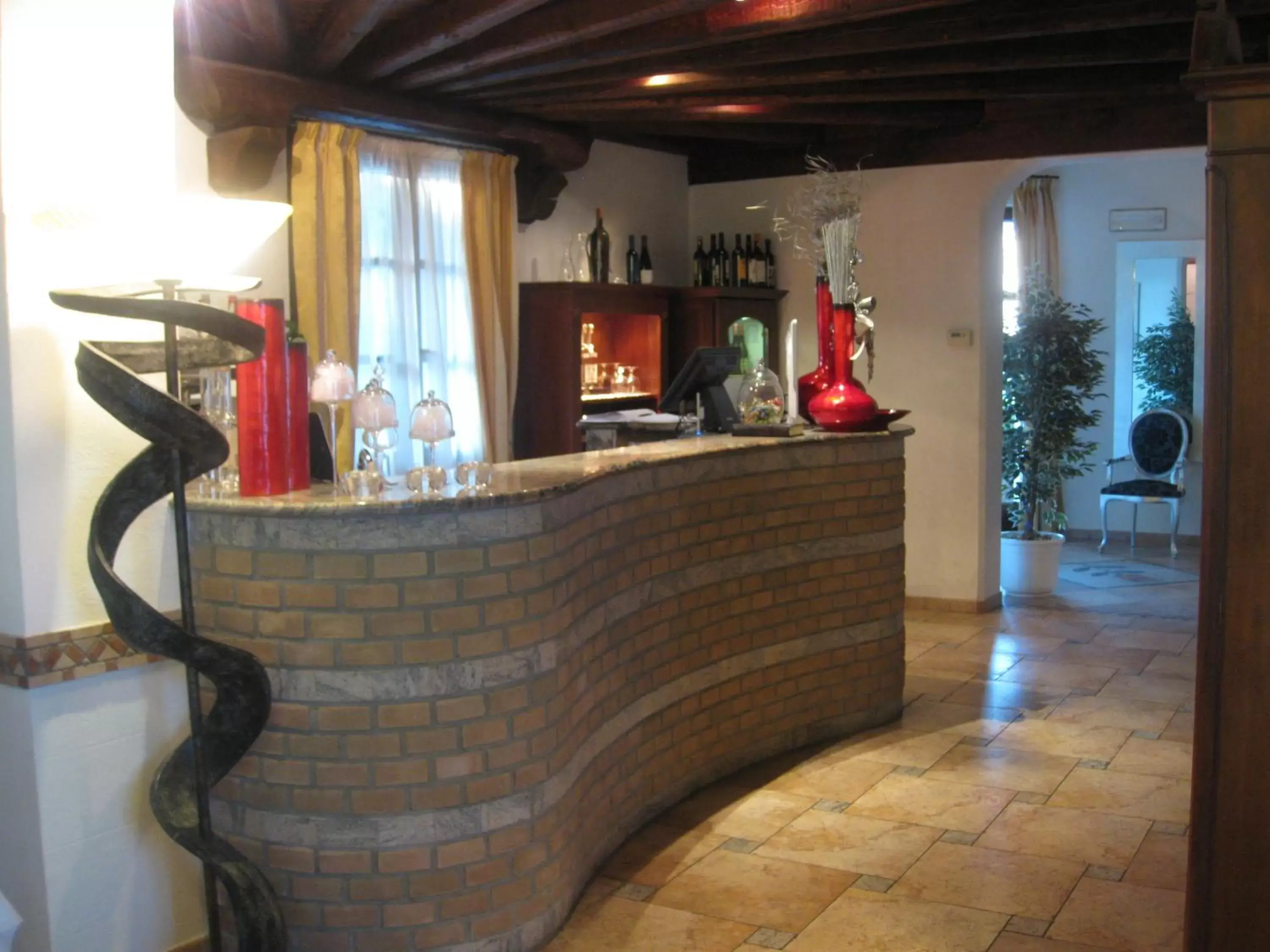 Restaurant/places to eat in Albergo Giardino