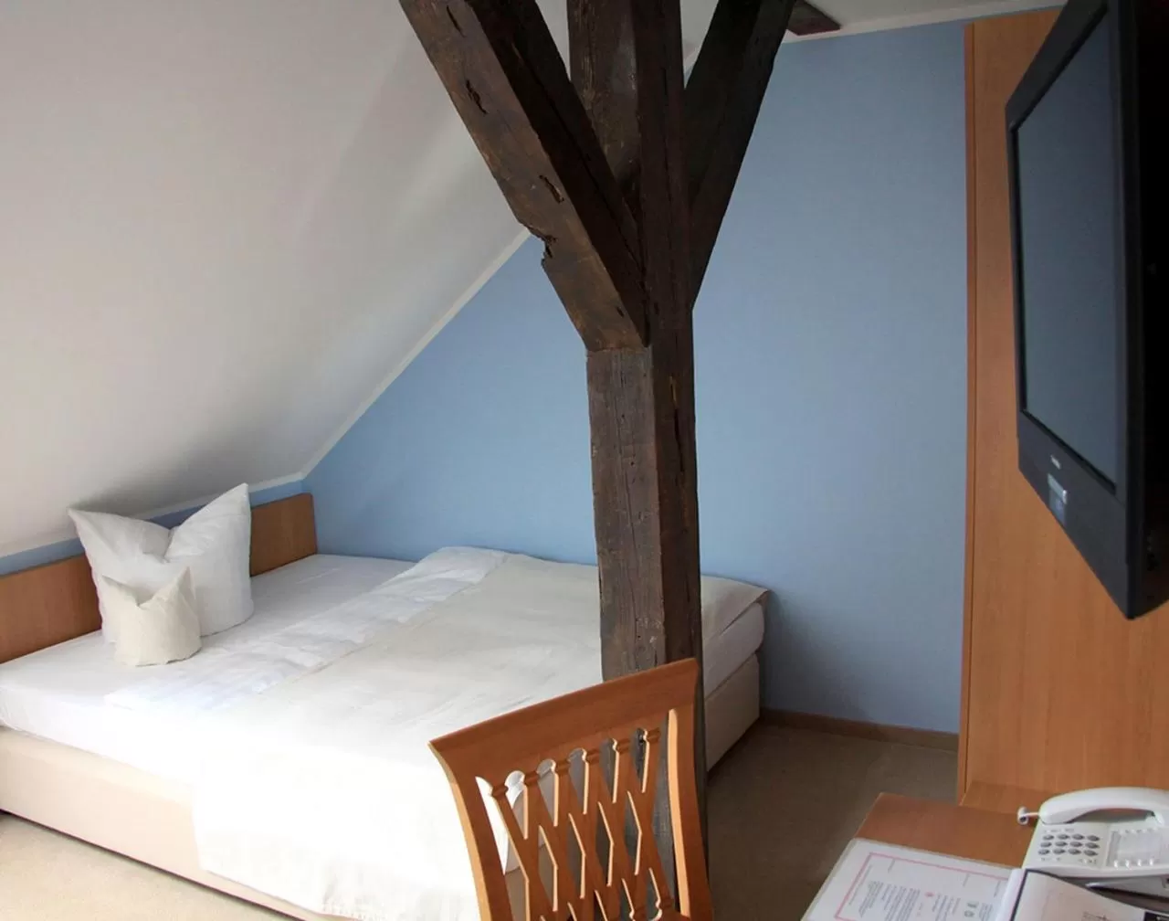 Photo of the whole room, Bed in Zum Alten Hafen