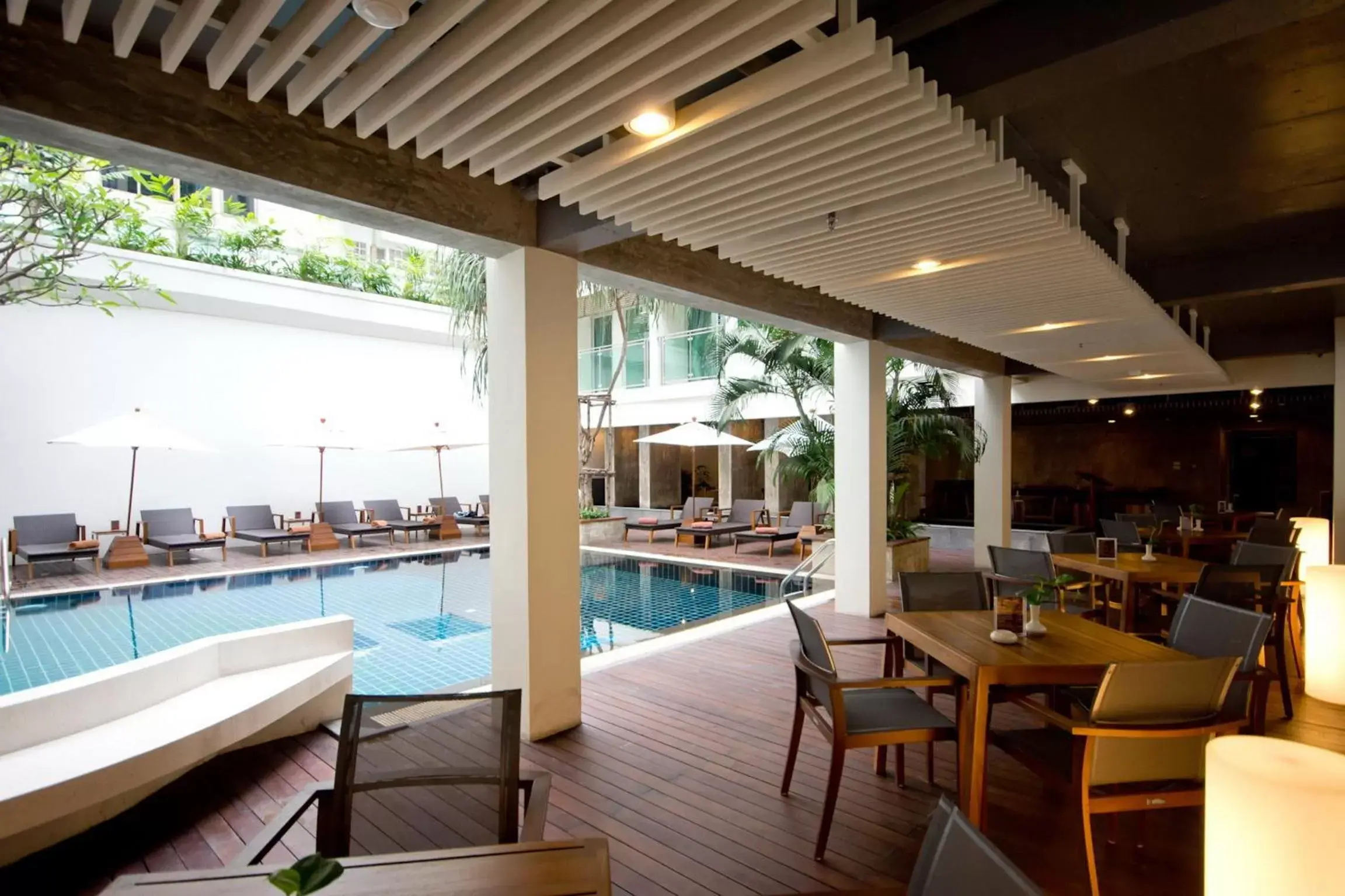 Balcony/Terrace, Restaurant/Places to Eat in Sunshine Hotel & Residences - SHA Plus