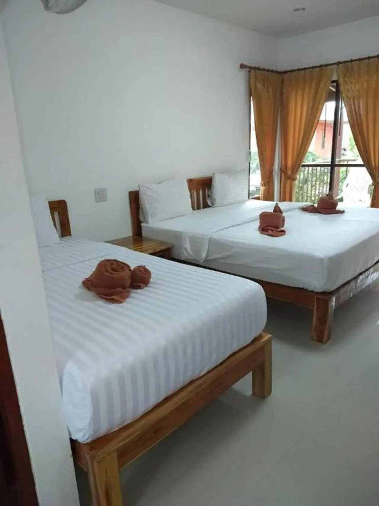 Bed in Lanta Cottage