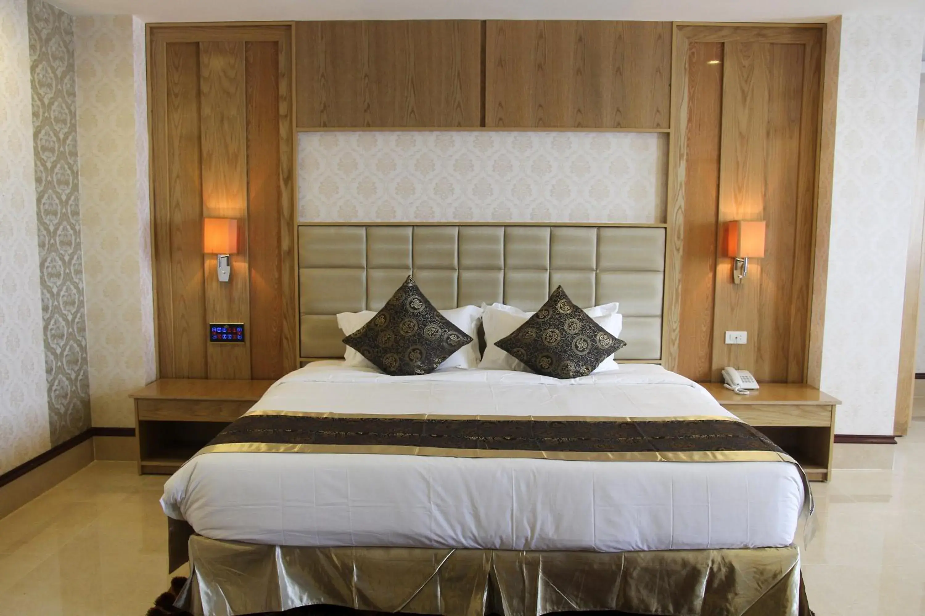 Bedroom, Bed in West Hotel Bedroom, Bed in West Hotel