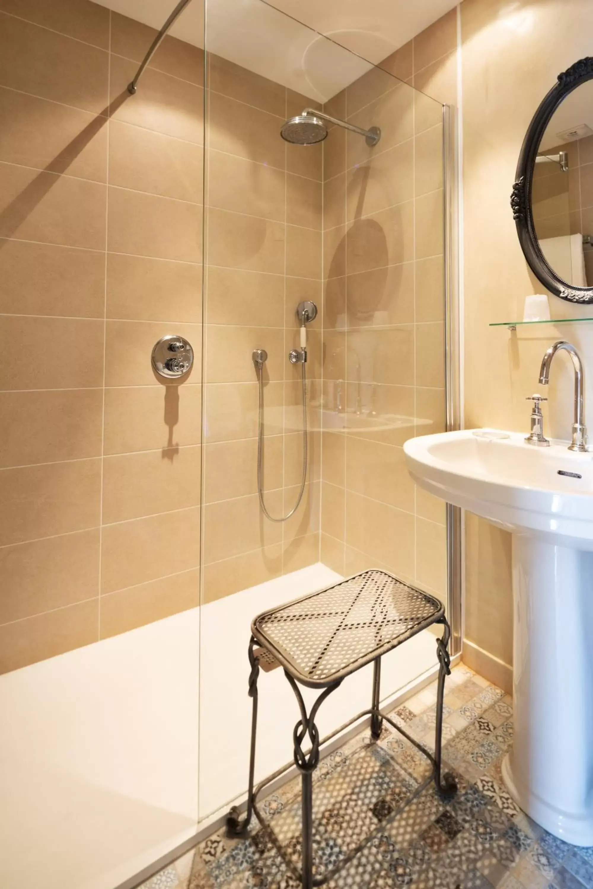 Bathroom in Château De Pray