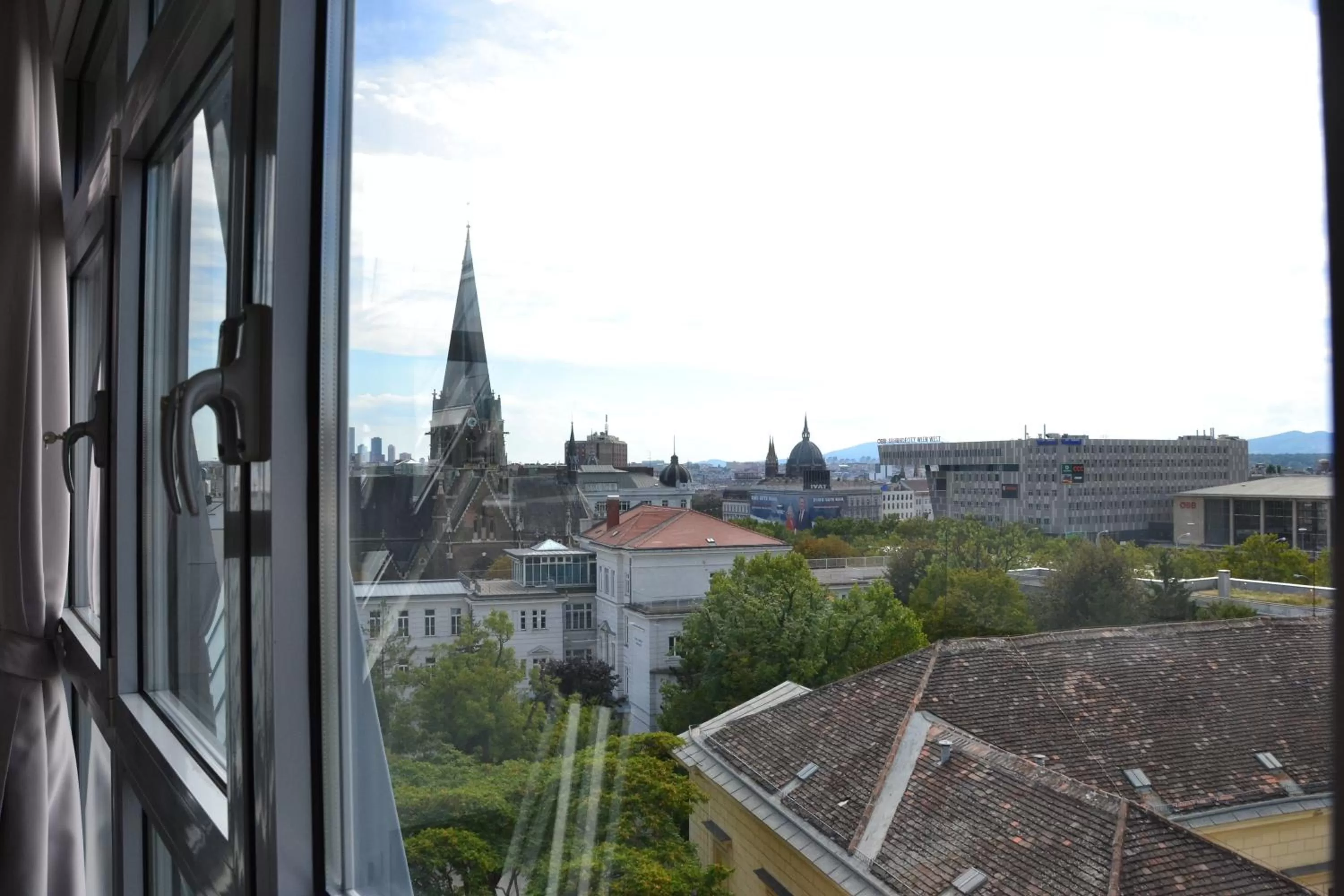 City view in Apollo Hotel Vienna