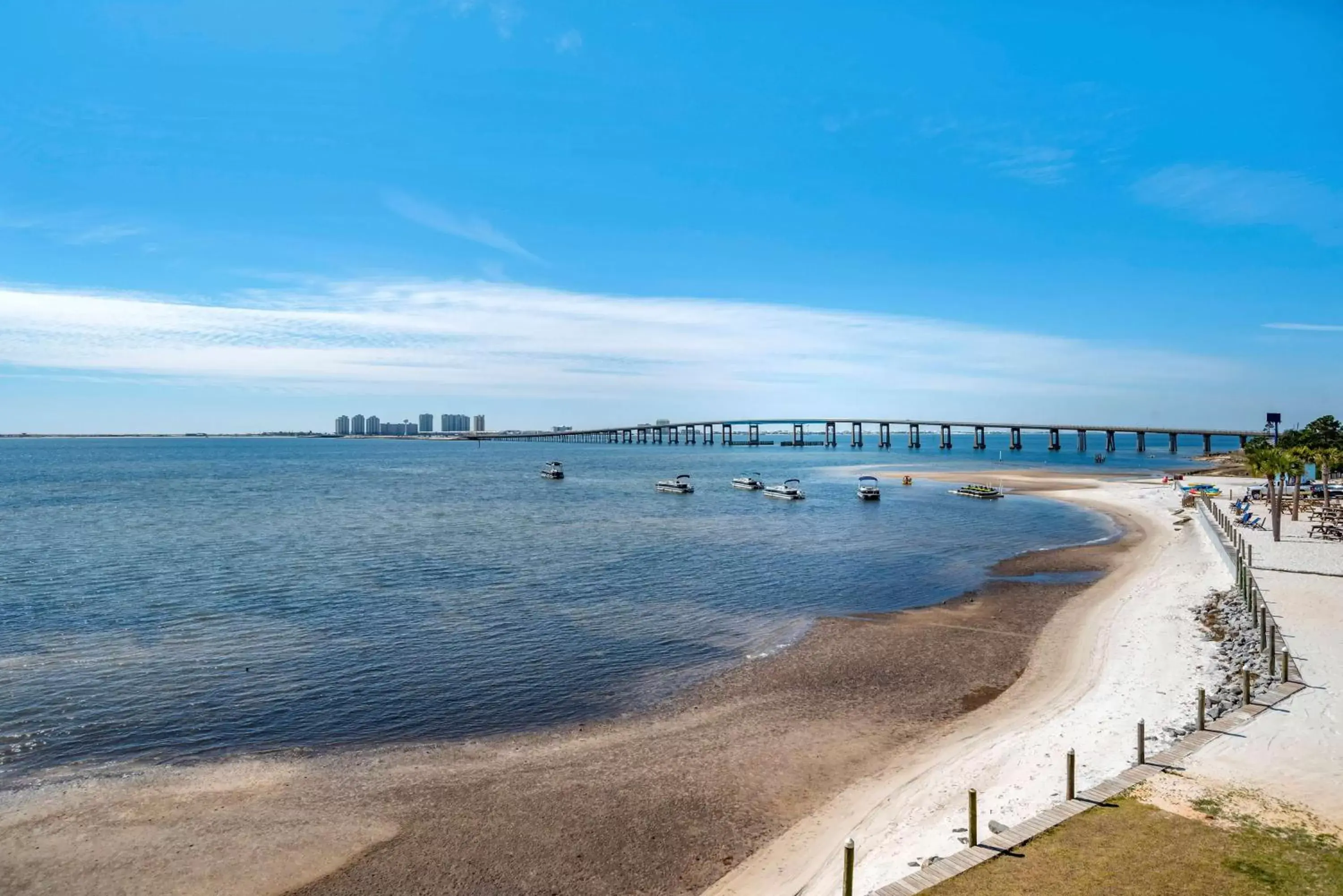 Property building, Beach in Best Western Navarre Waterfront