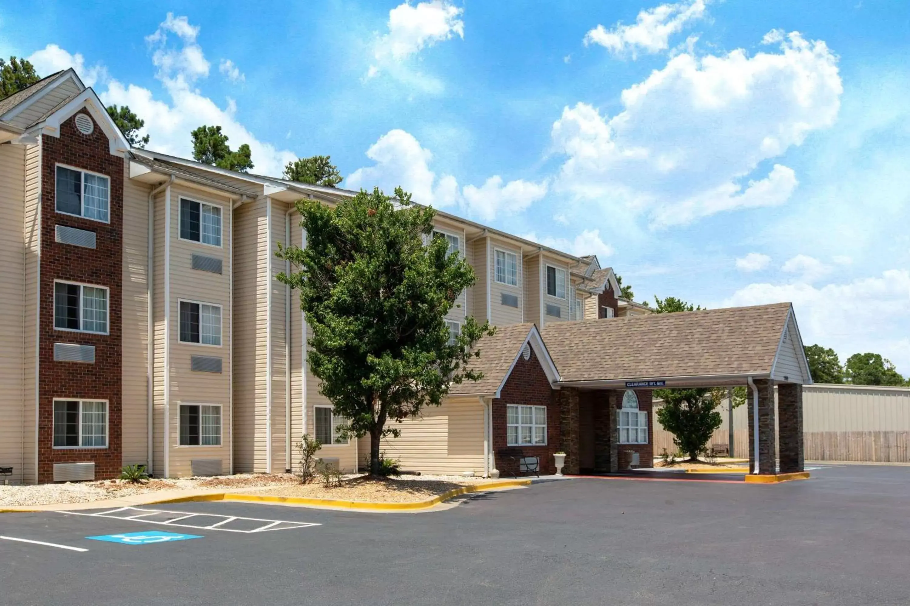 Property Building in Microtel Inn & Suites by Wyndham Augusta/Riverwatch