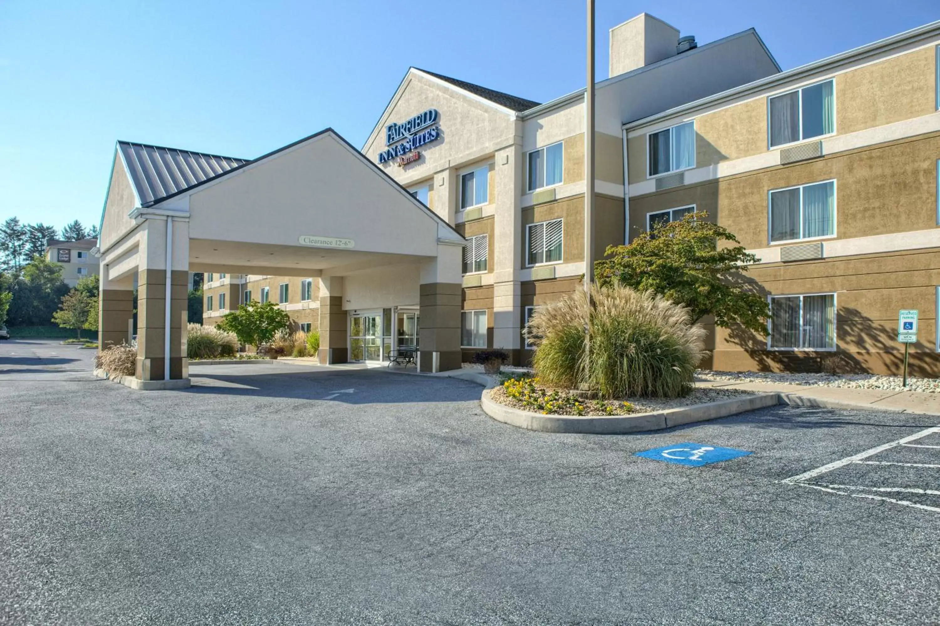 Property Building in Fairfield Inn Harrisburg Hershey