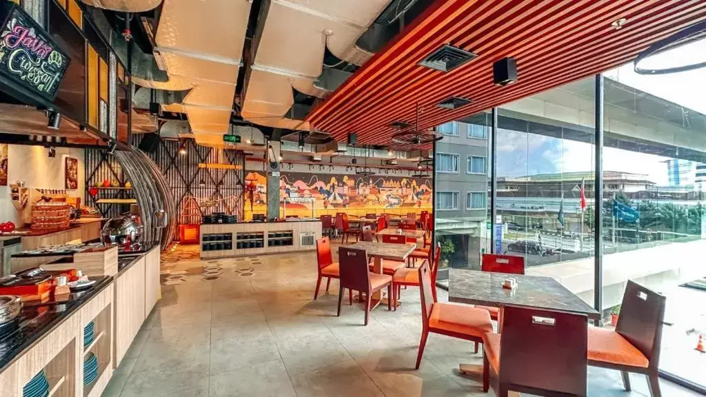 Restaurant/places to eat in Malyabhara Hotel - formerly Ibis Malioboro Restaurant/places to eat in Malyabhara Hotel - formerly Ibis Malioboro