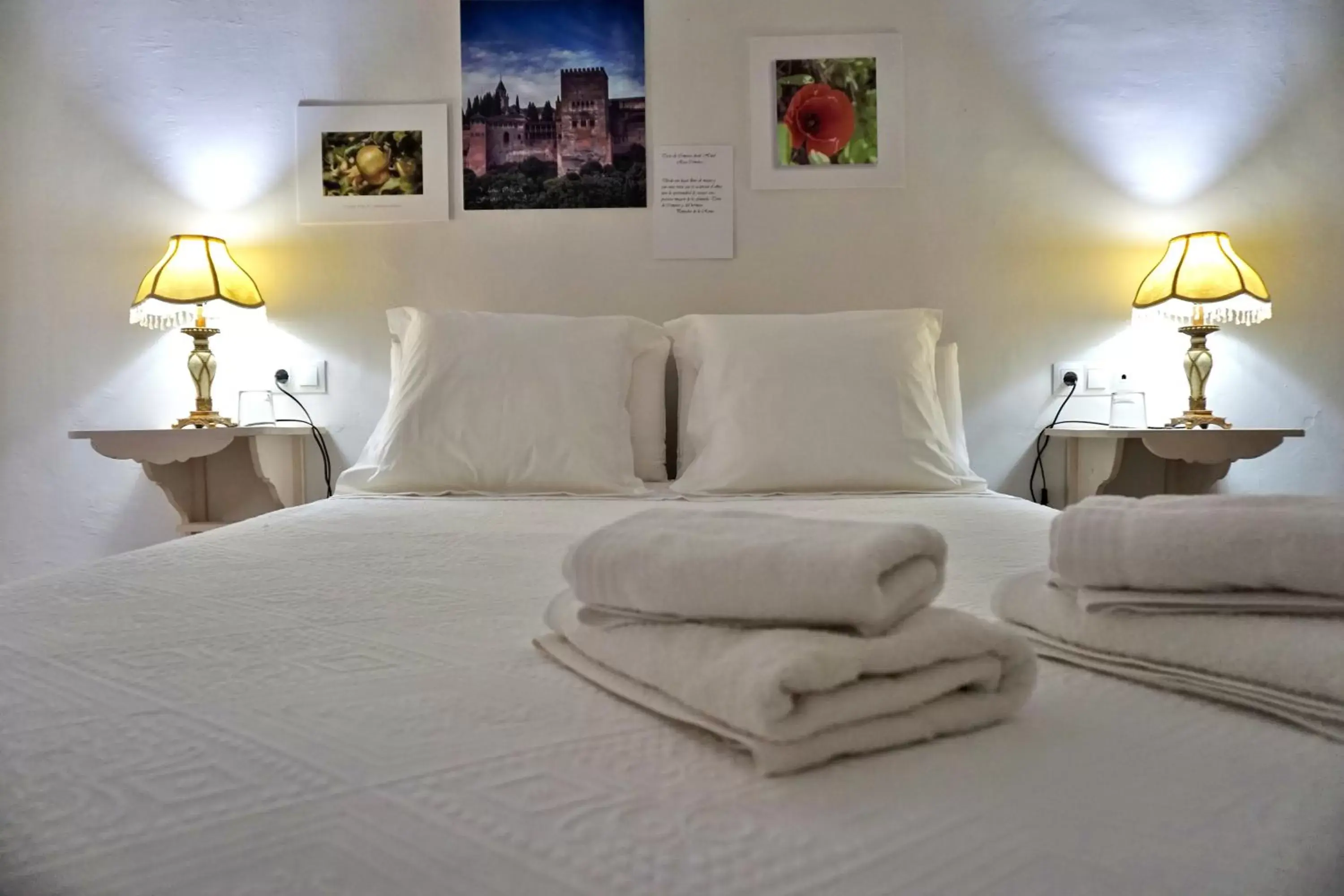 Bed in CANDIL SUITE Comares