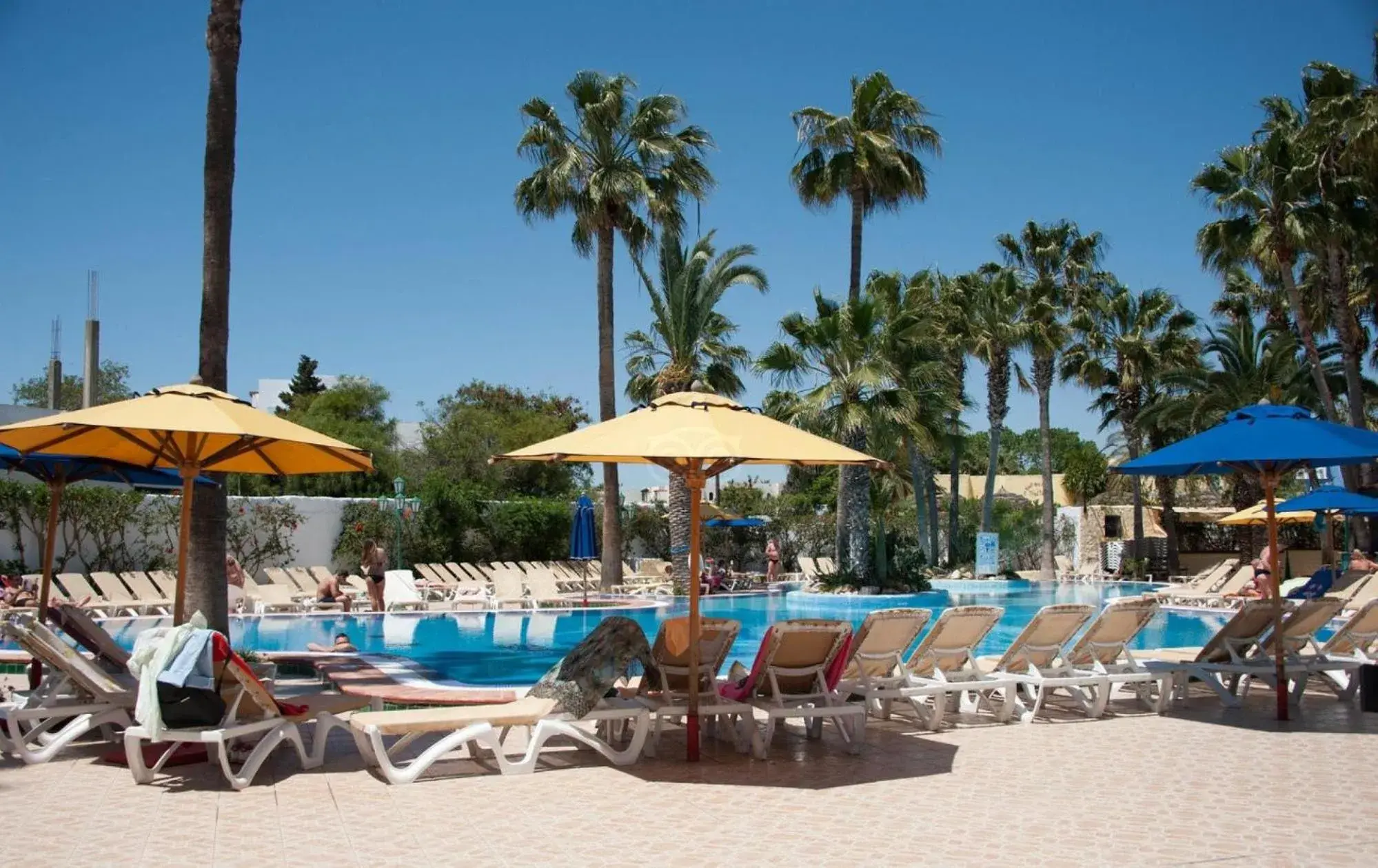 Swimming pool, Beach in Hotel Nesrine Hammamet