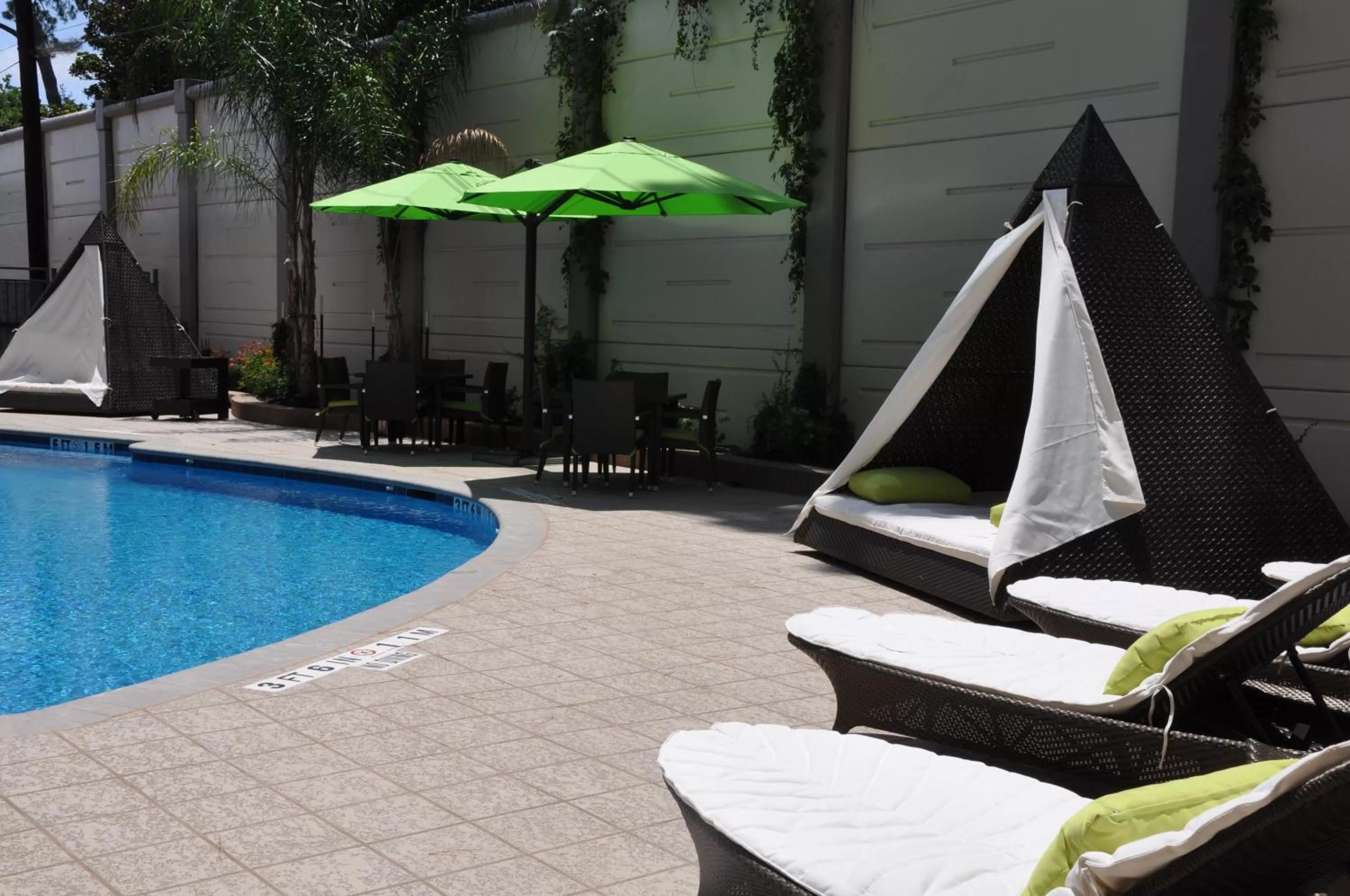 Swimming pool in Crowne Plaza Houston Galleria Area by IHG