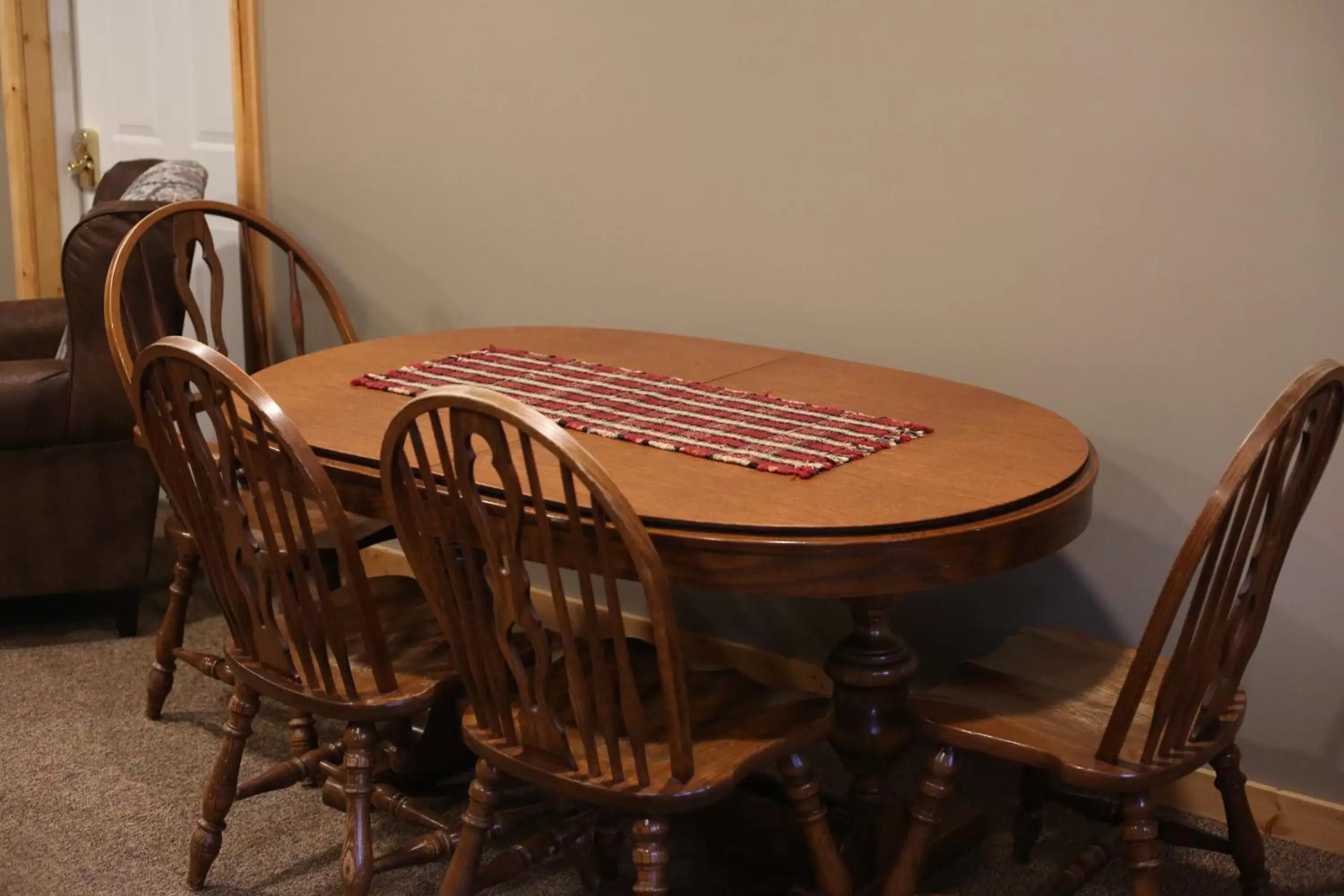 Dining Area in Blessing Lodge by Amish Country Lodging