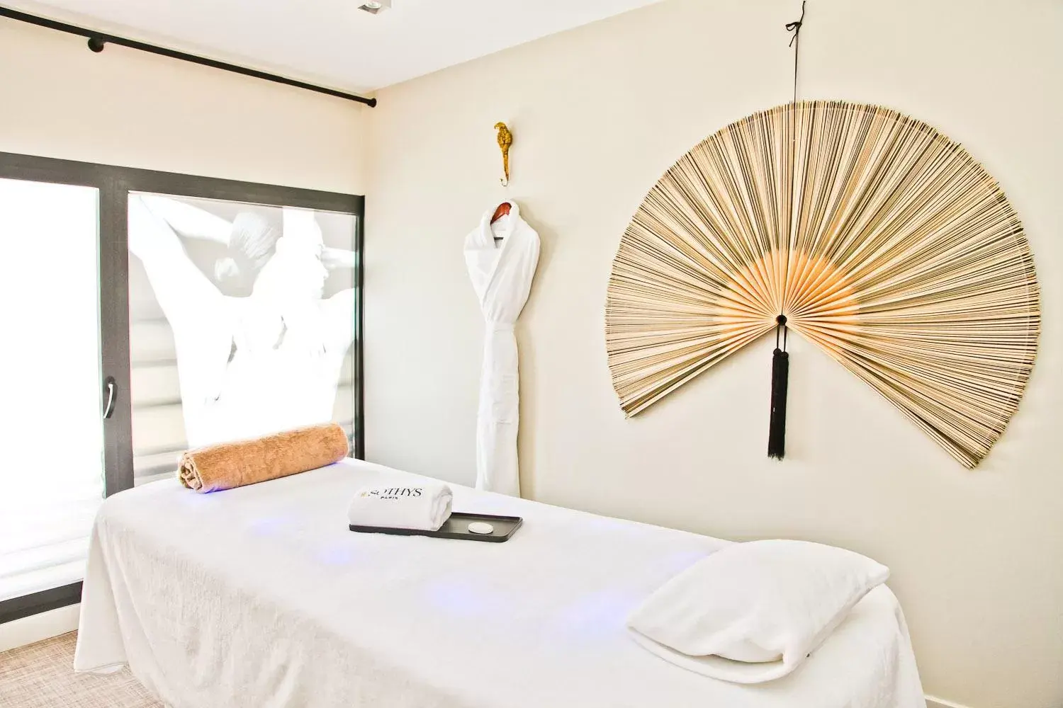 Massage, Bed in Hôtel La Villa Port d'Antibes & Spa