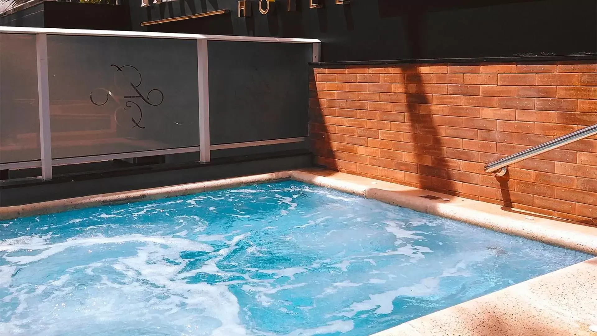 Swimming Pool in Radisson Hotel Anápolis