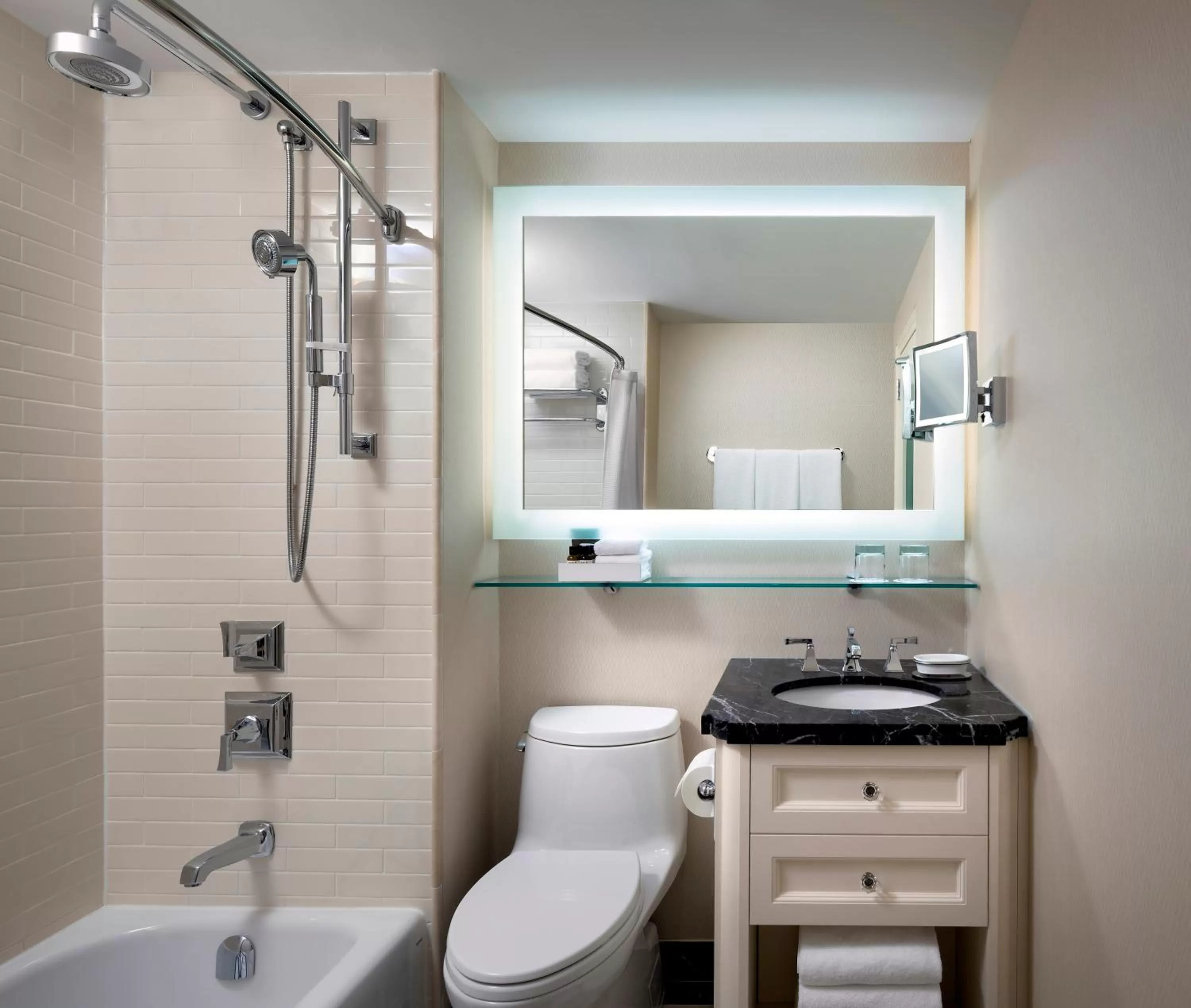 Bathroom in Fairmont Royal York Hotel