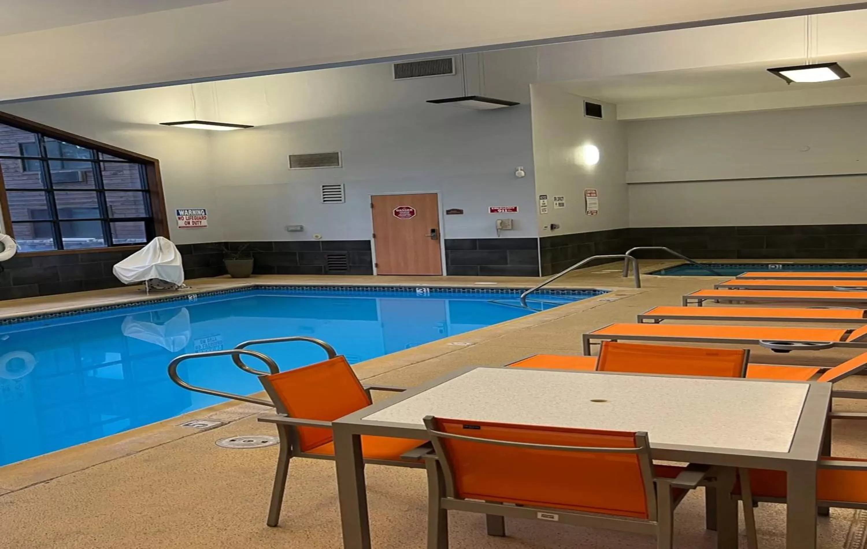 Swimming pool in Empeiria High Sierra Hotel