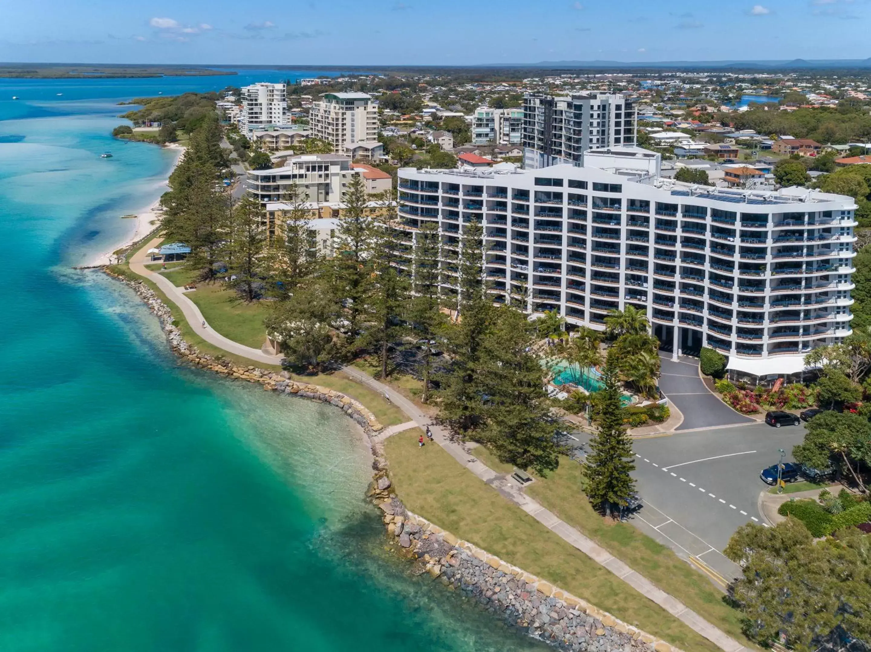 Bird's eye view, Bird's-eye View in Ramada Resort by Wyndham Golden Beach