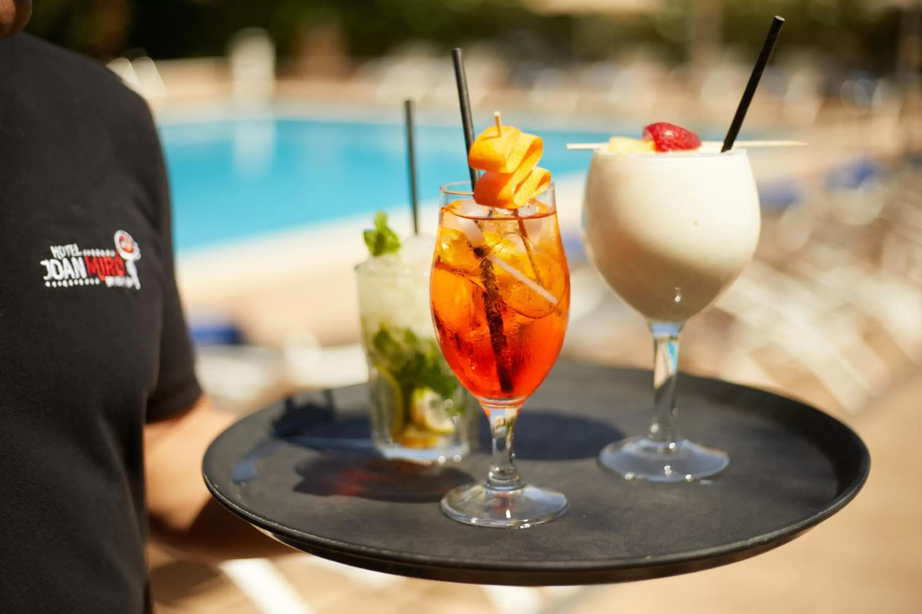 Swimming pool, Drinks in Hotel Joan Miró Museum