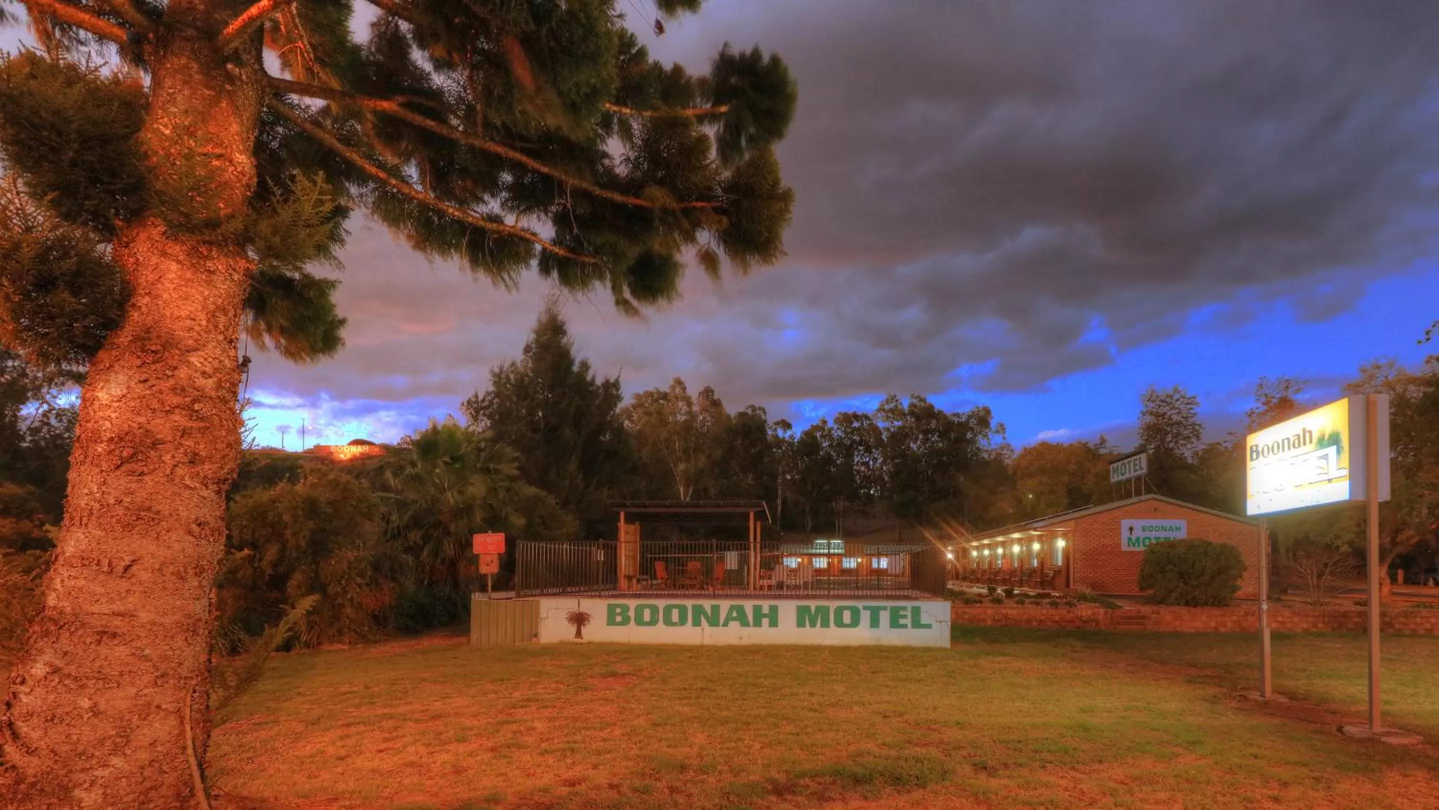 Facade/entrance in Boonah Motel