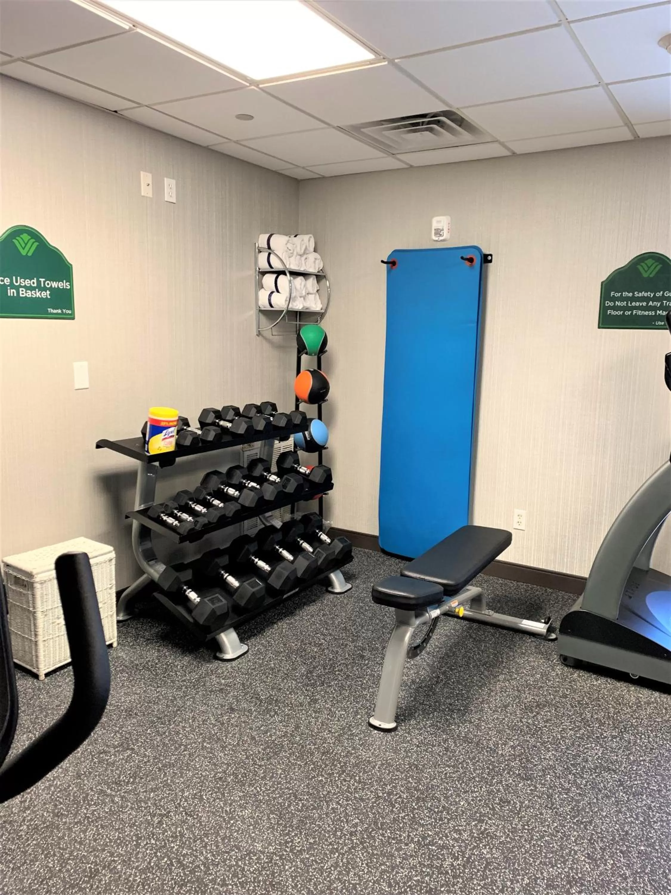 Fitness centre/facilities in Wingate by Wyndham Wilmington