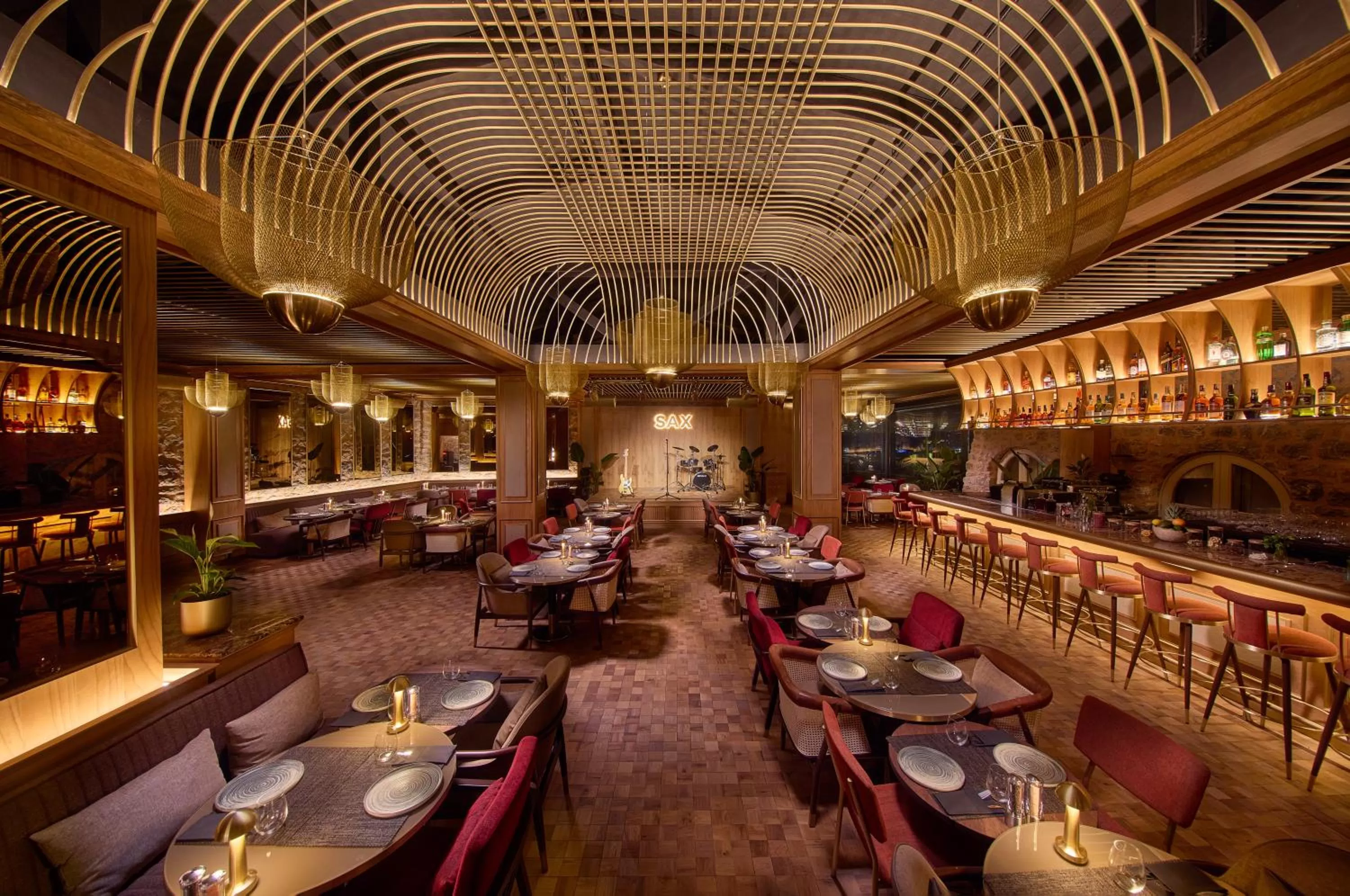 Restaurant/places to eat in Six Senses Kocatas Mansions