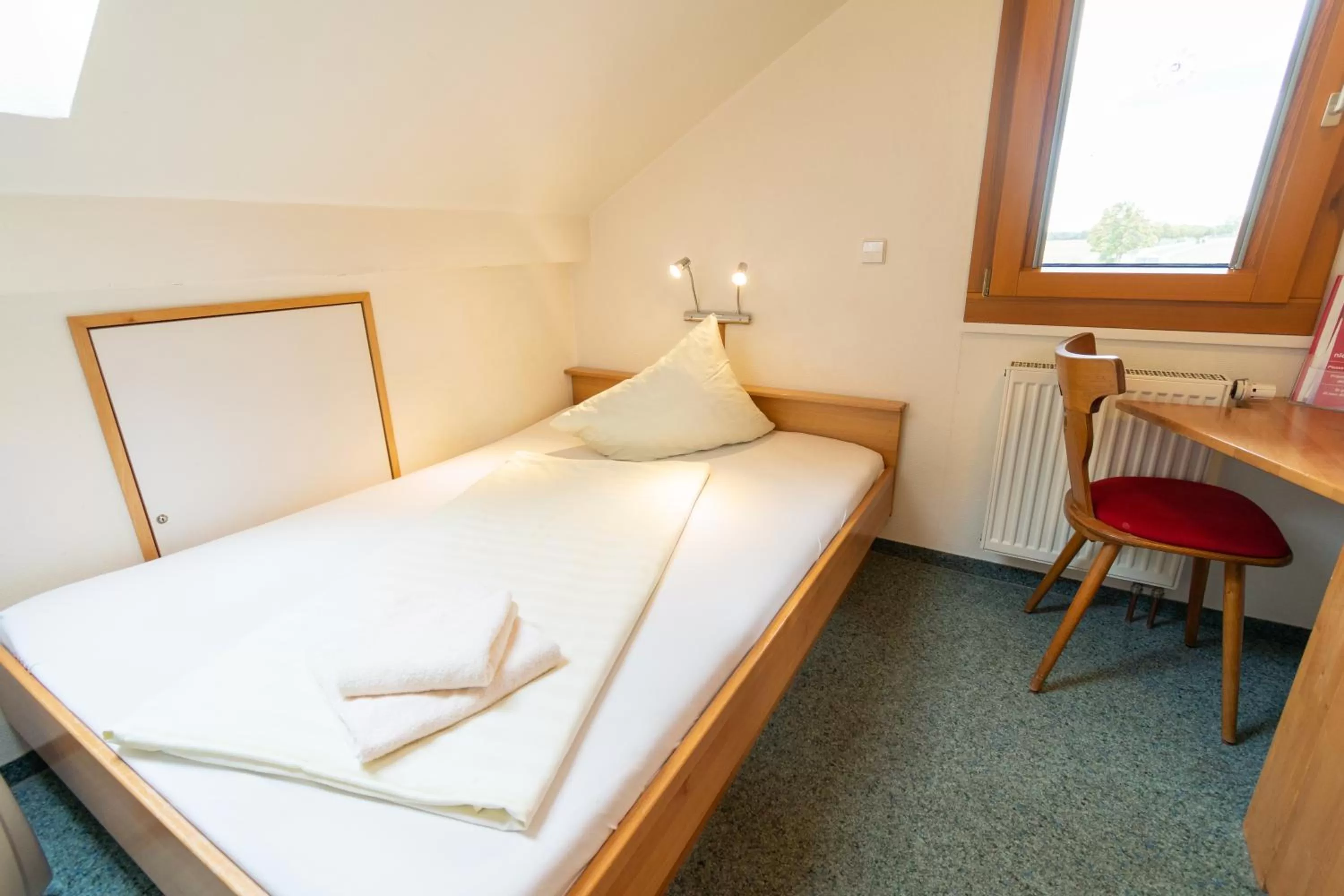 Photo of the whole room, Bed in Hotel Landgasthof Ratz