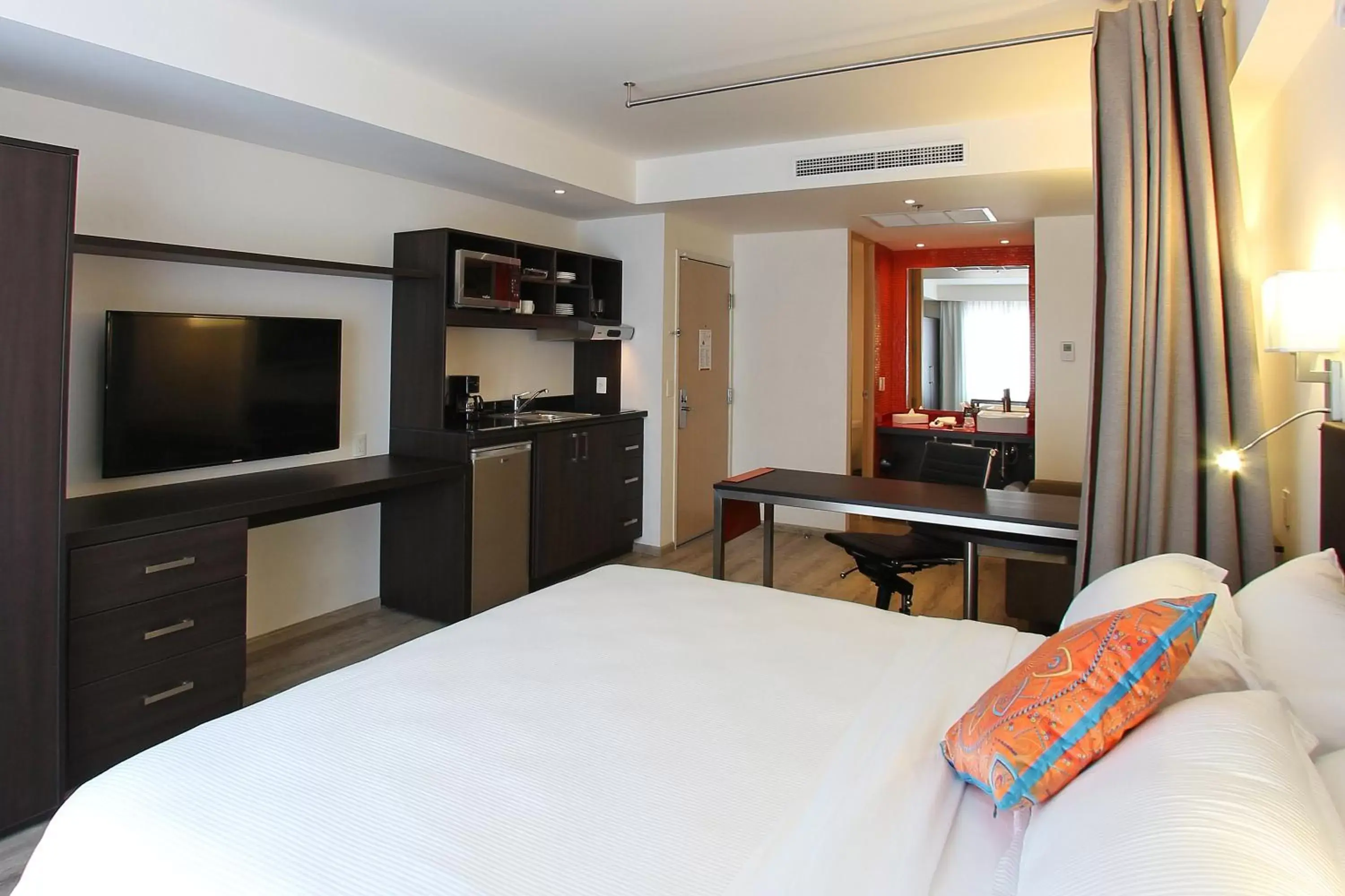 Photo of the whole room, Bed in Fiesta Inn Queretaro Photo of the whole room, Bed in Fiesta Inn Queretaro