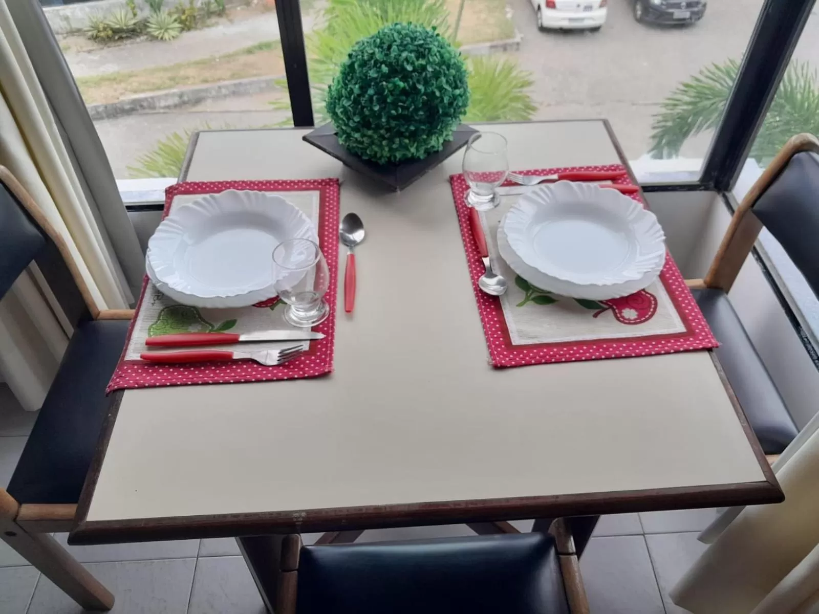 Dining Area in Sonia Flat Tambaú - Apartamento vista mar no Mano's Royal Hotel