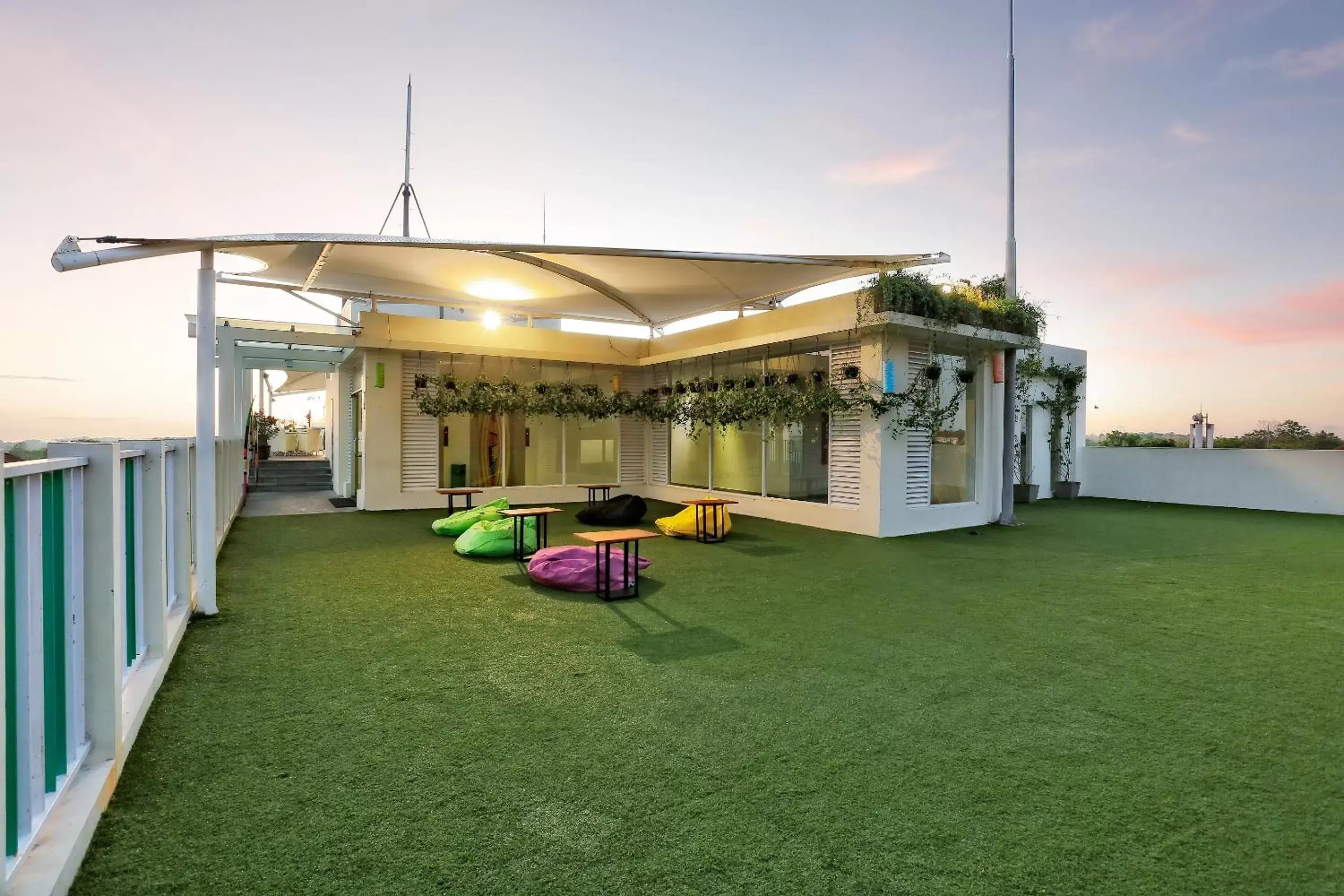 Property building in MaxOneHotels at Bukit Jimbaran Property building in MaxOneHotels at Bukit Jimbaran