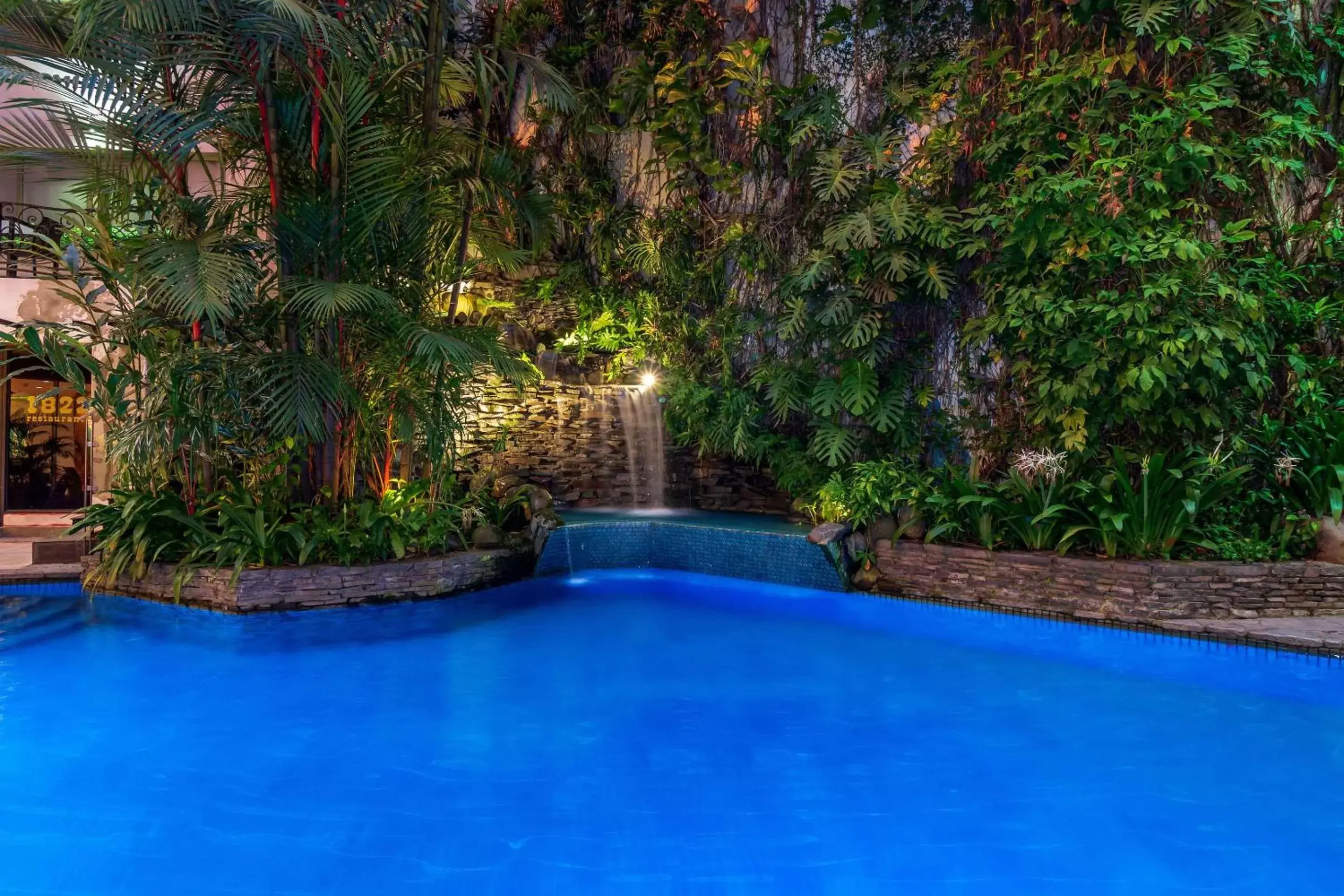 Swimming Pool in Grand Hotel Guayaquil, Ascend Hotel Collection