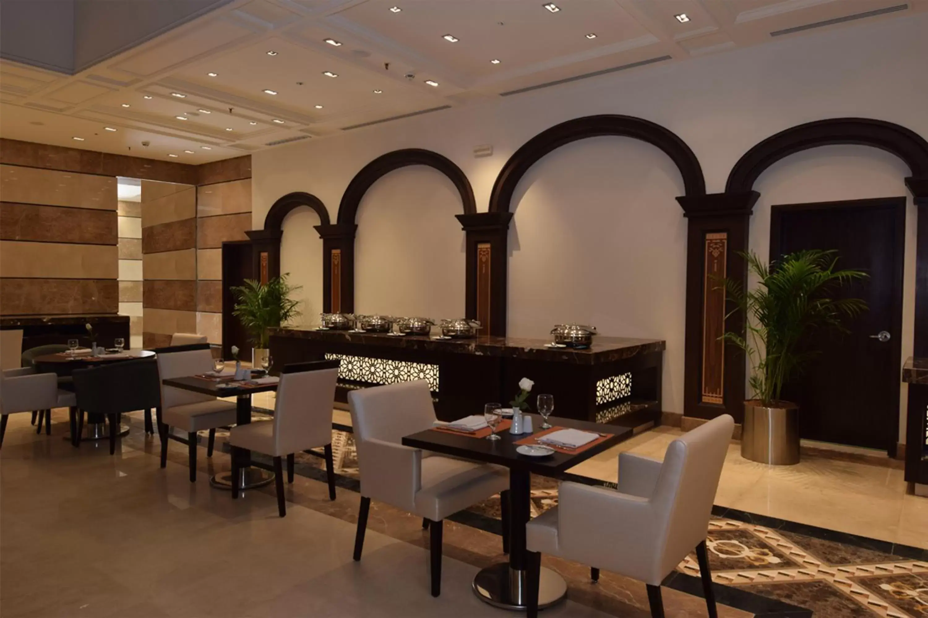 Restaurant/Places to Eat in Pullman Zamzam Madina