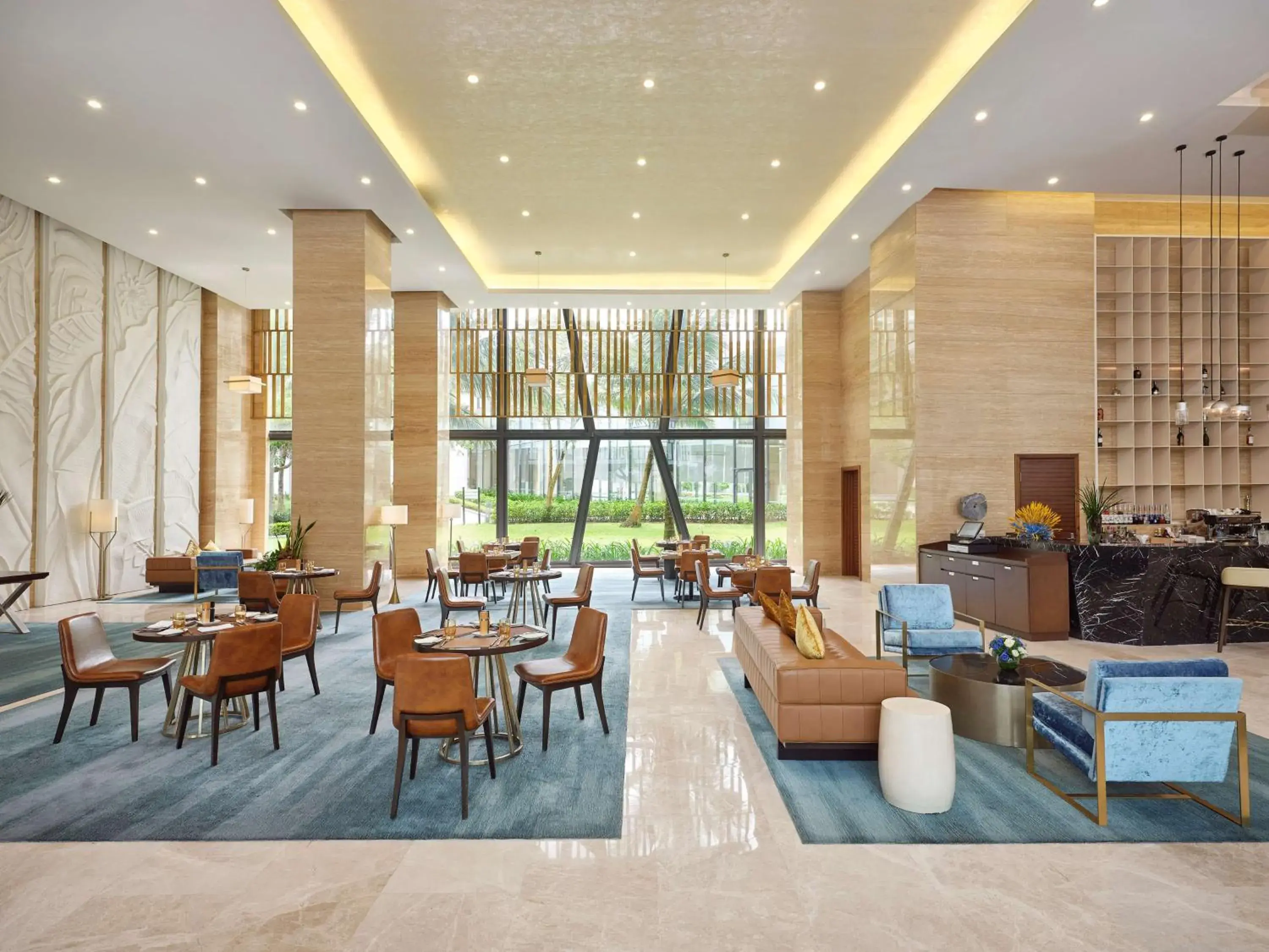 Lounge or bar, Restaurant/Places to Eat in Radisson Blu Resort Phu Quoc