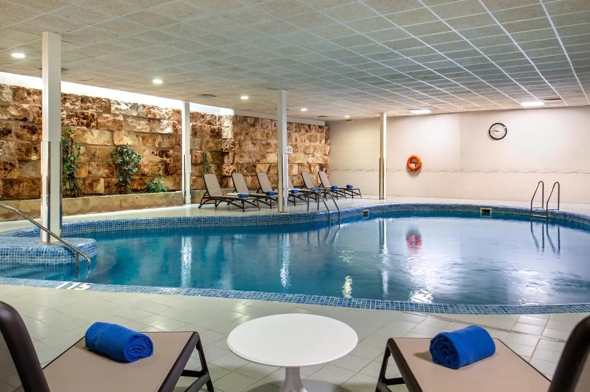 Swimming Pool in Hotel Vibra Beverly Playa