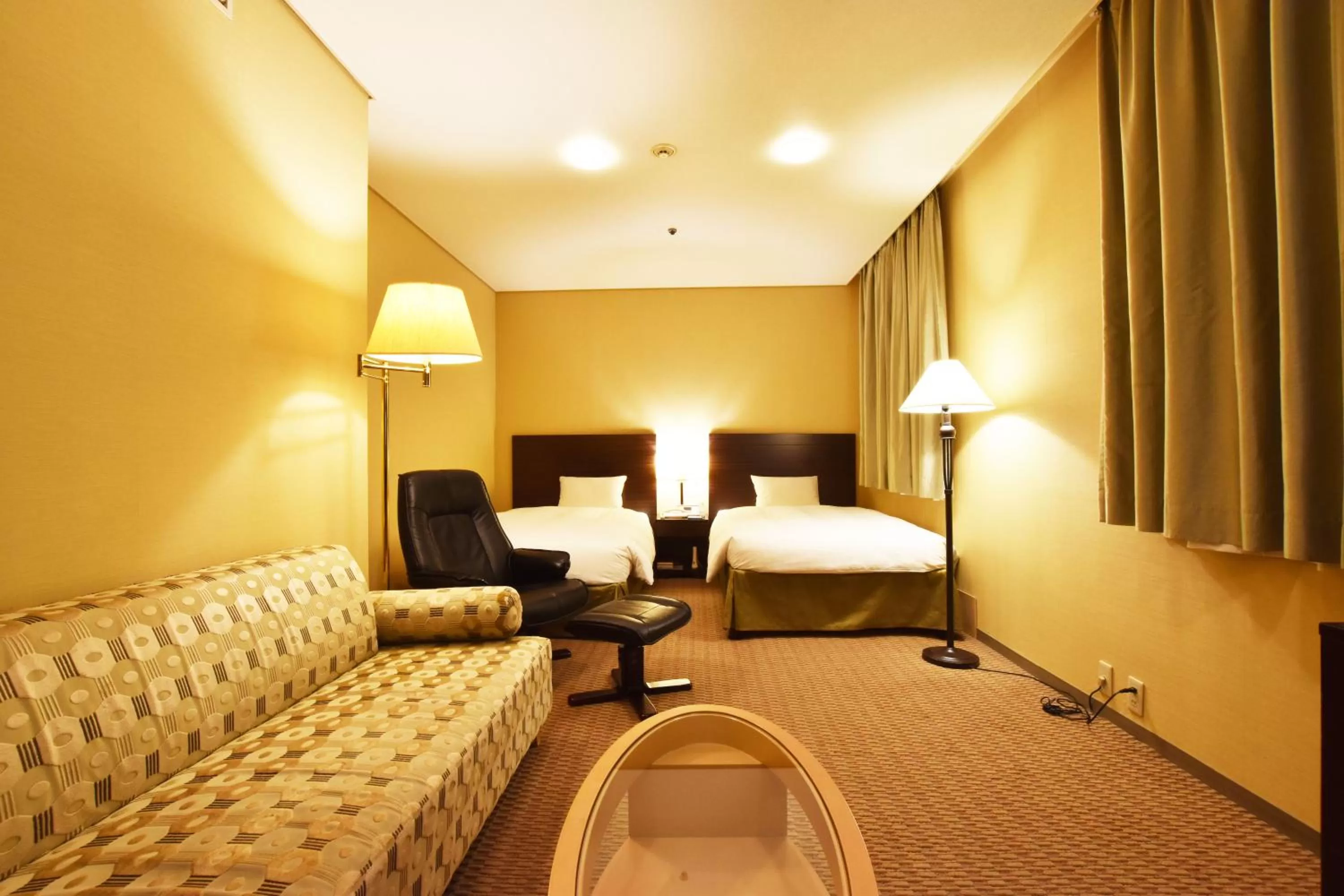 Photo of the whole room, Bed in Hotel Nikko Tsukuba