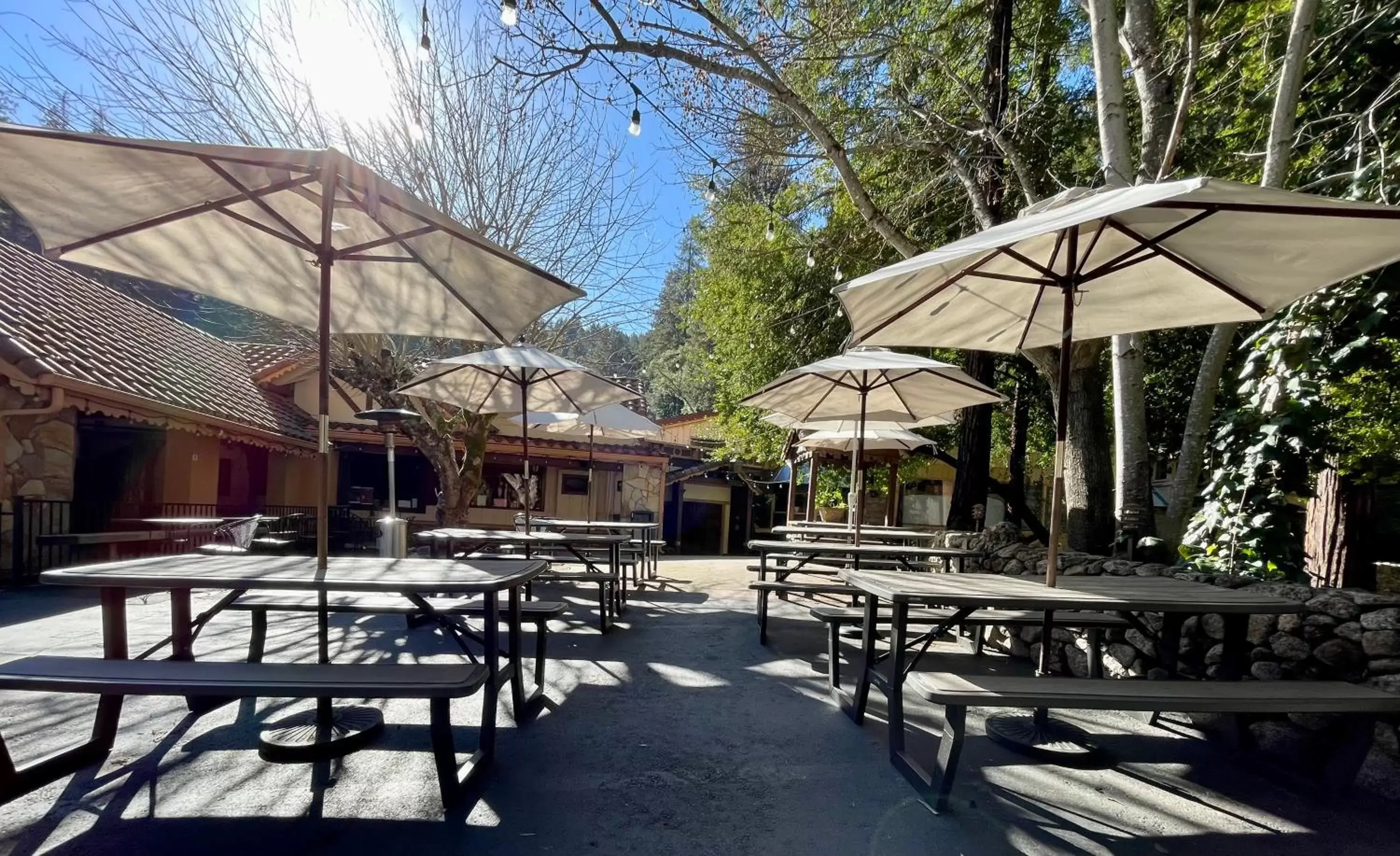 Patio, Restaurant/Places to Eat in The Historic Brookdale Lodge, Santa Cruz Mountains