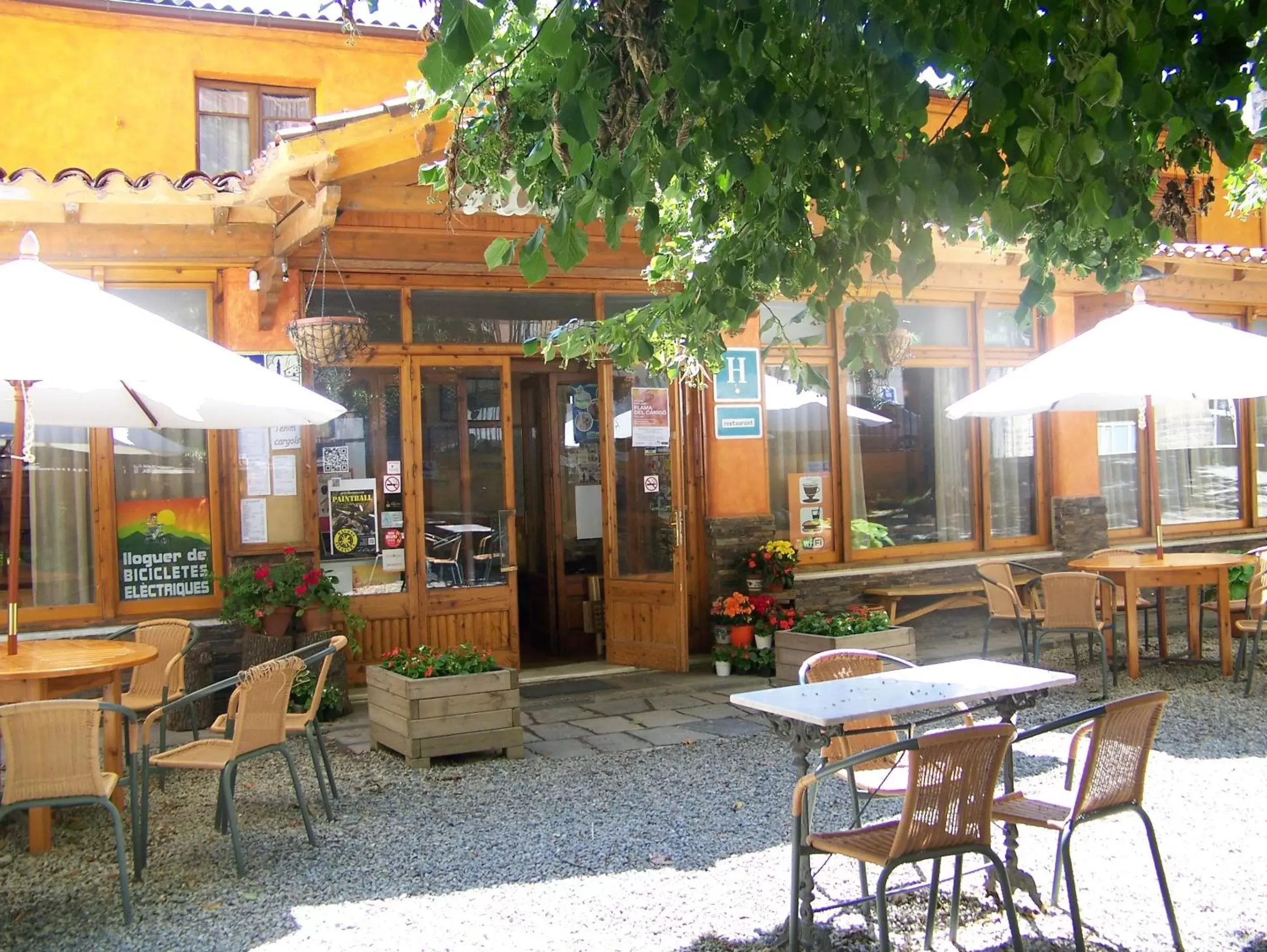 Restaurant/places to eat in Hotel Prats