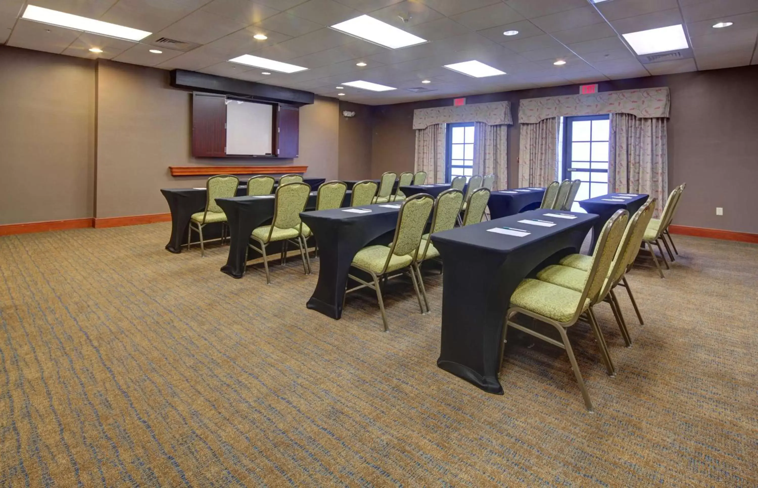 Meeting/conference room in Homewood Suites by Hilton West Palm Beach