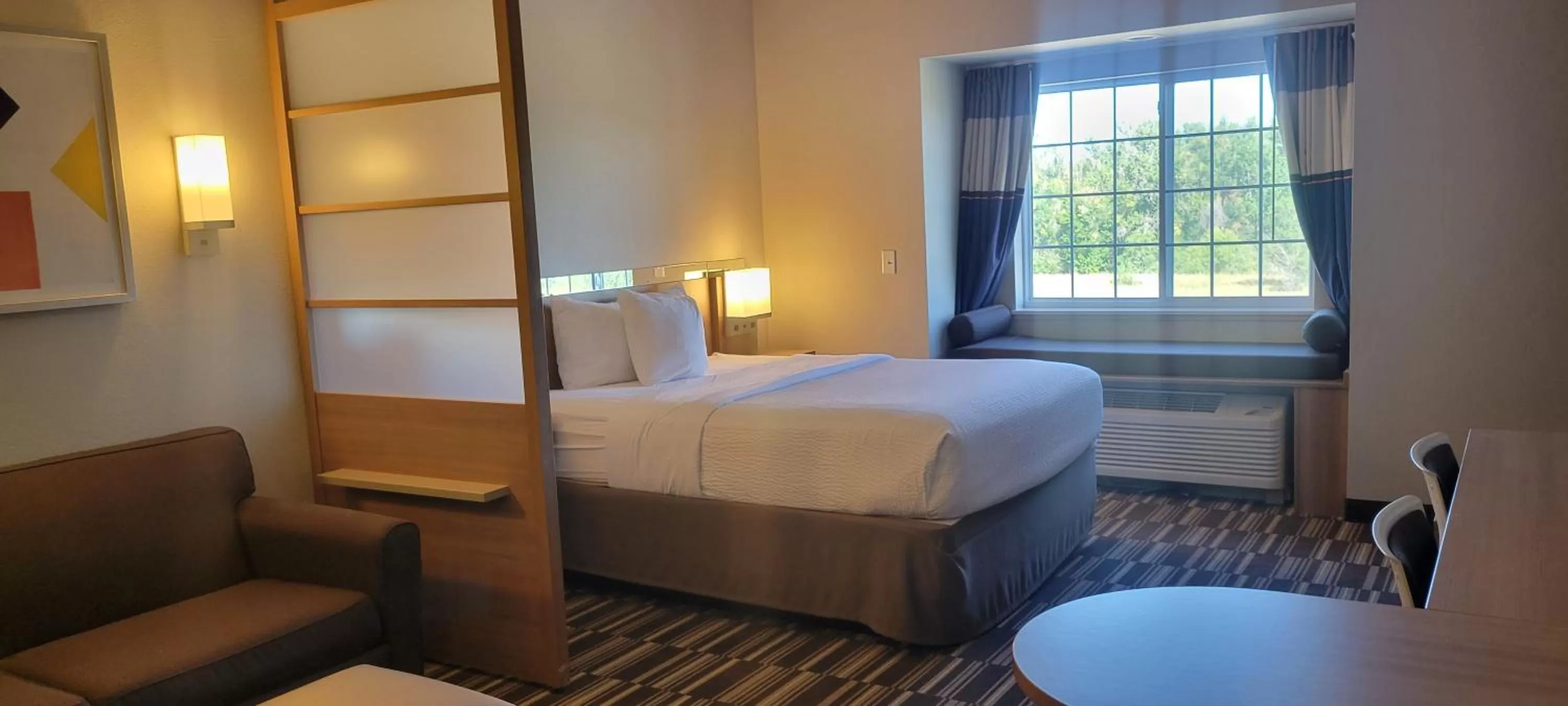 Bedroom, Bed in Microtel Inn & Suites by Wyndham Fountain Fort Carson