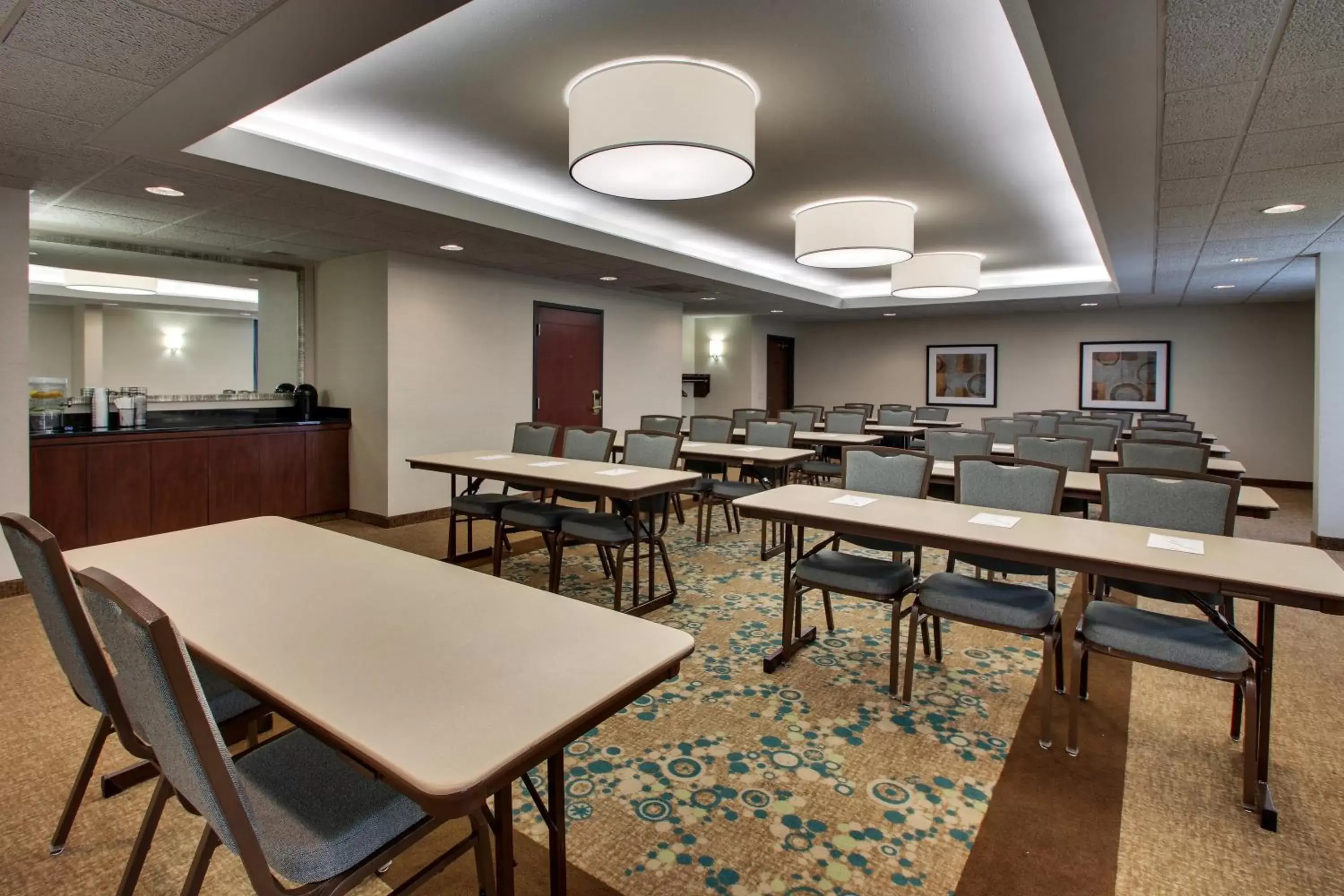 Meeting/conference room in GreenTree Hotel - Houston Hobby Airport