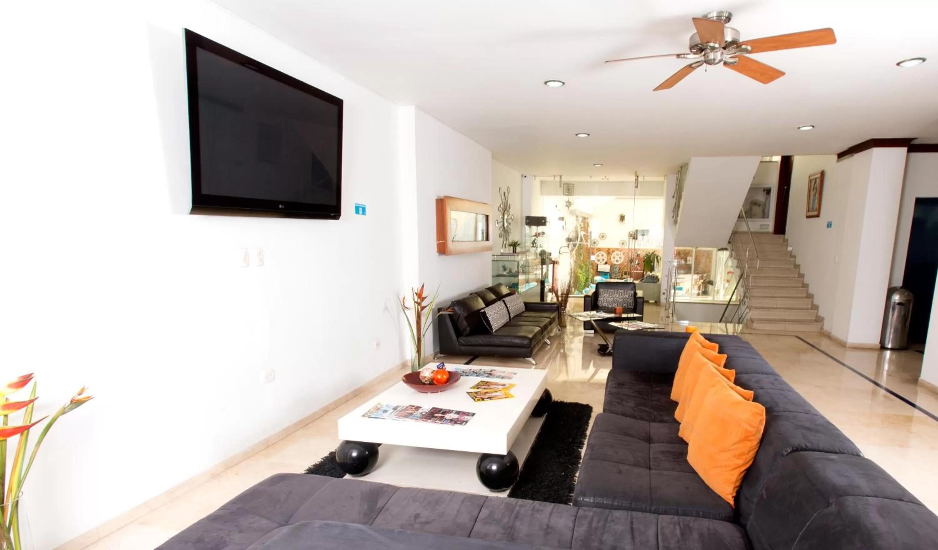 Communal lounge/ TV room in Atlantis Plaza Hotel Cúcuta