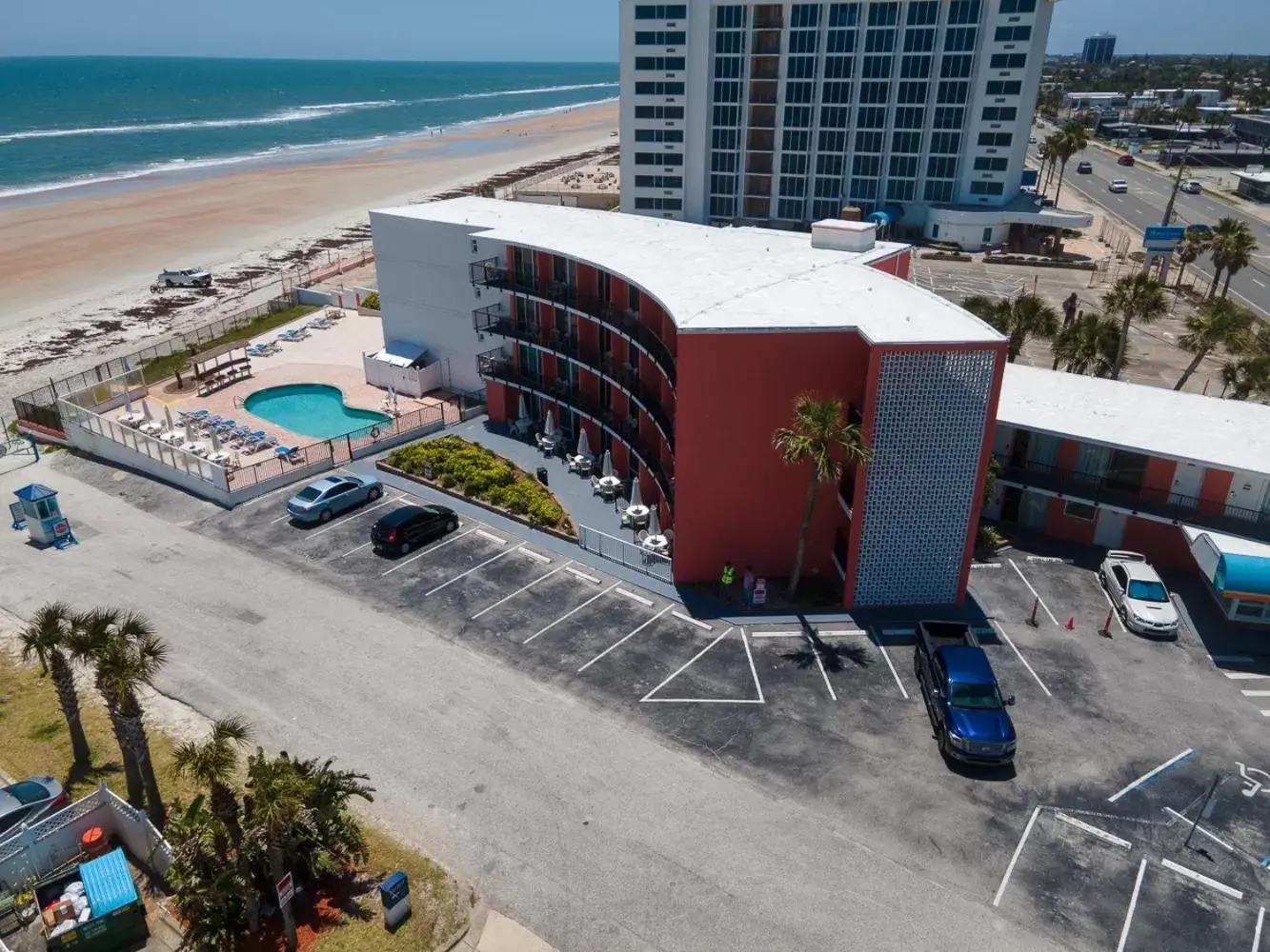 Property building, Bird's-eye View in Cove Motel Oceanfront