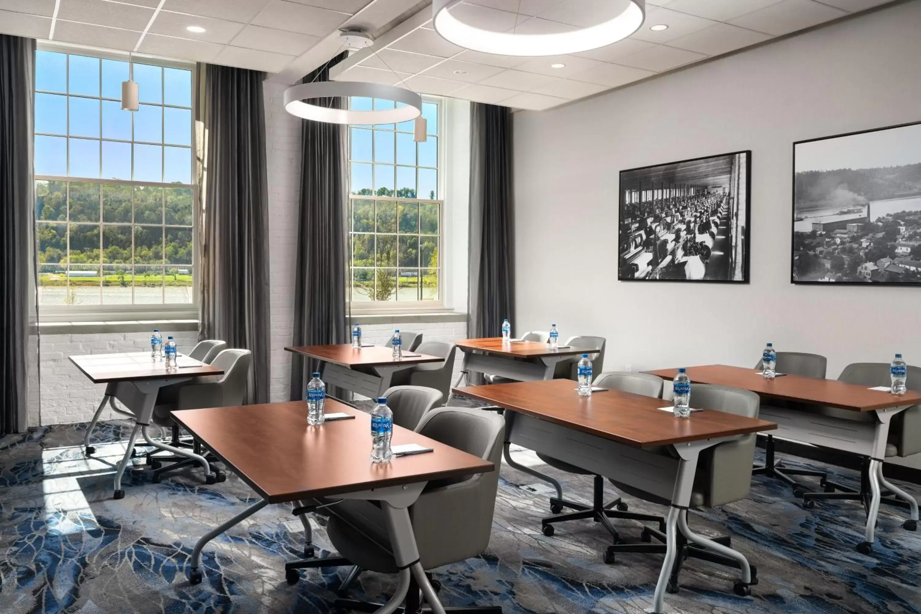 Meeting/conference room, Restaurant/Places to Eat in Fairfield Inn & Suites Madison Historic Eagle Cotton Mill