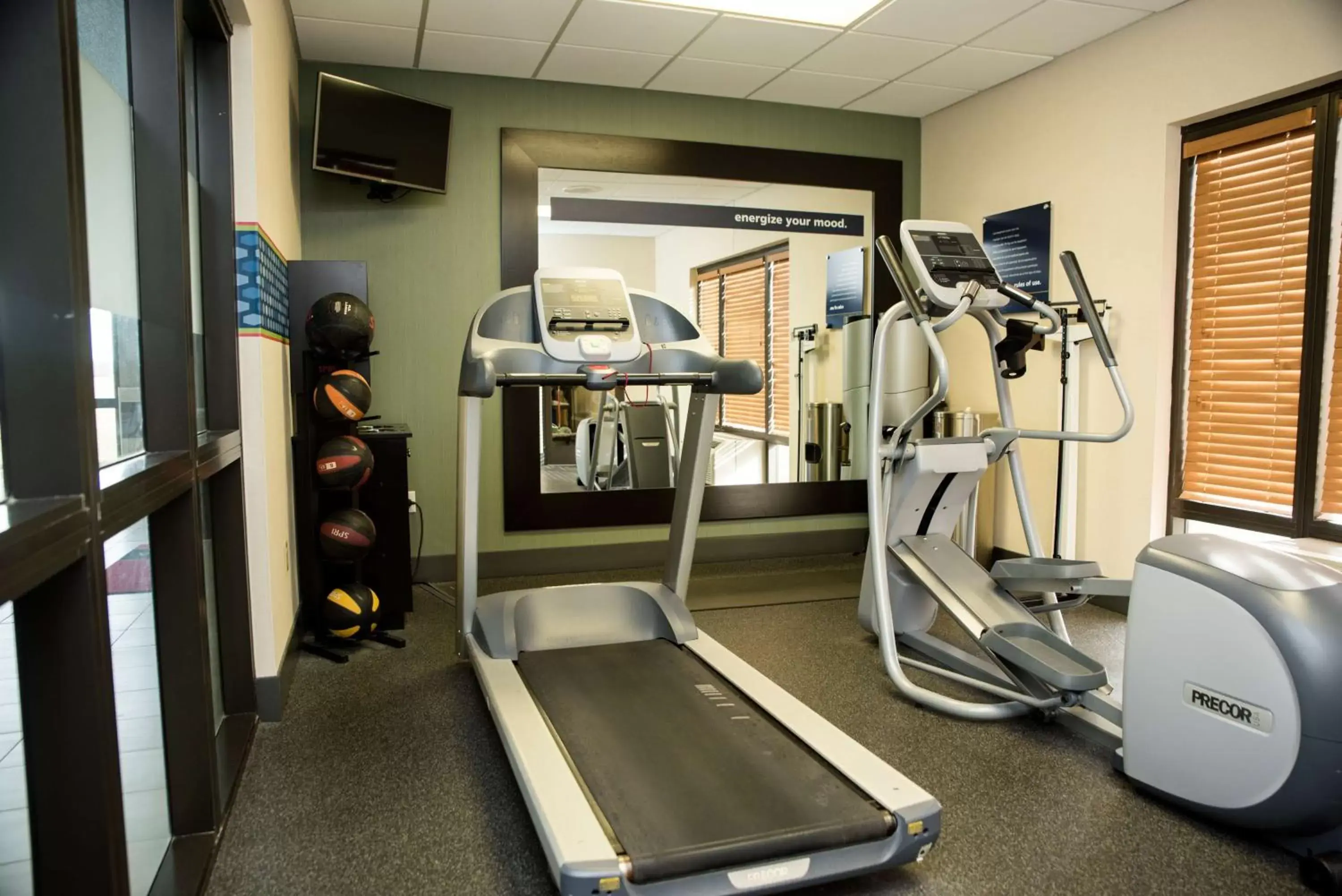 Fitness centre/facilities, Fitness Center/Facilities in Hampton Inn - North Platte