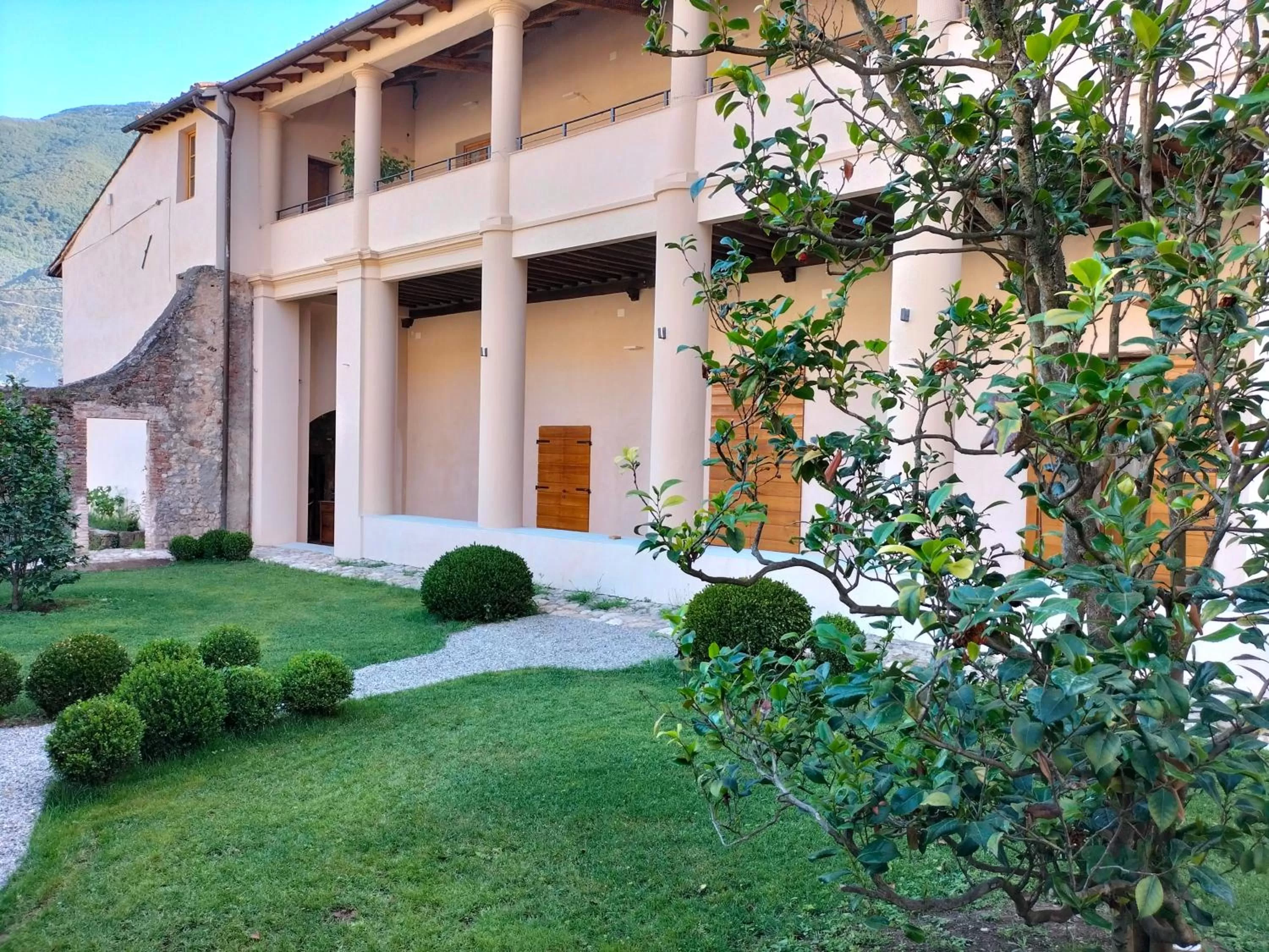 Balcony/Terrace, Property Building in Badia Giulia Prestigious Historical B&B