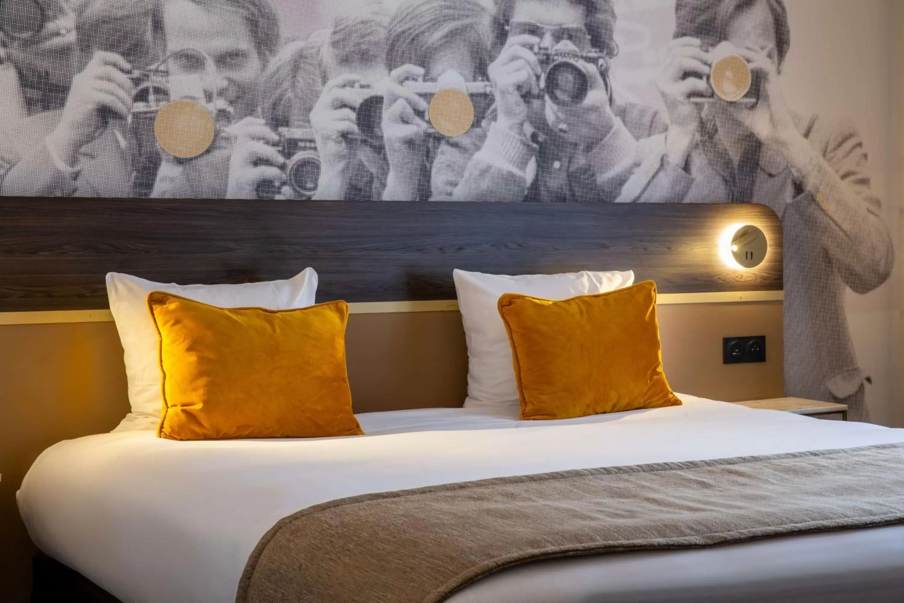 Bed in Best Western Plus l'Artist Hotel