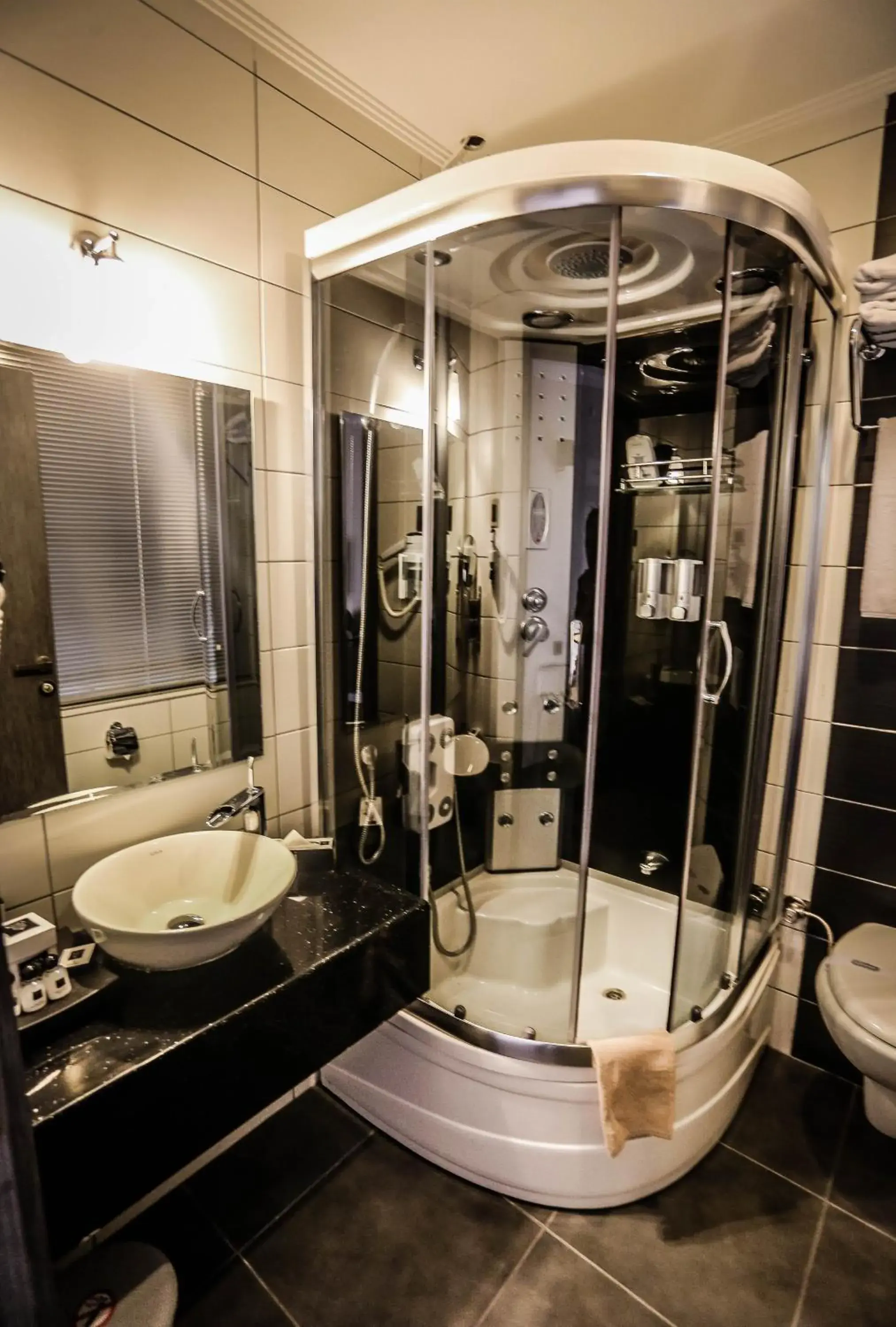 Bathroom in Koza Suite Hotel