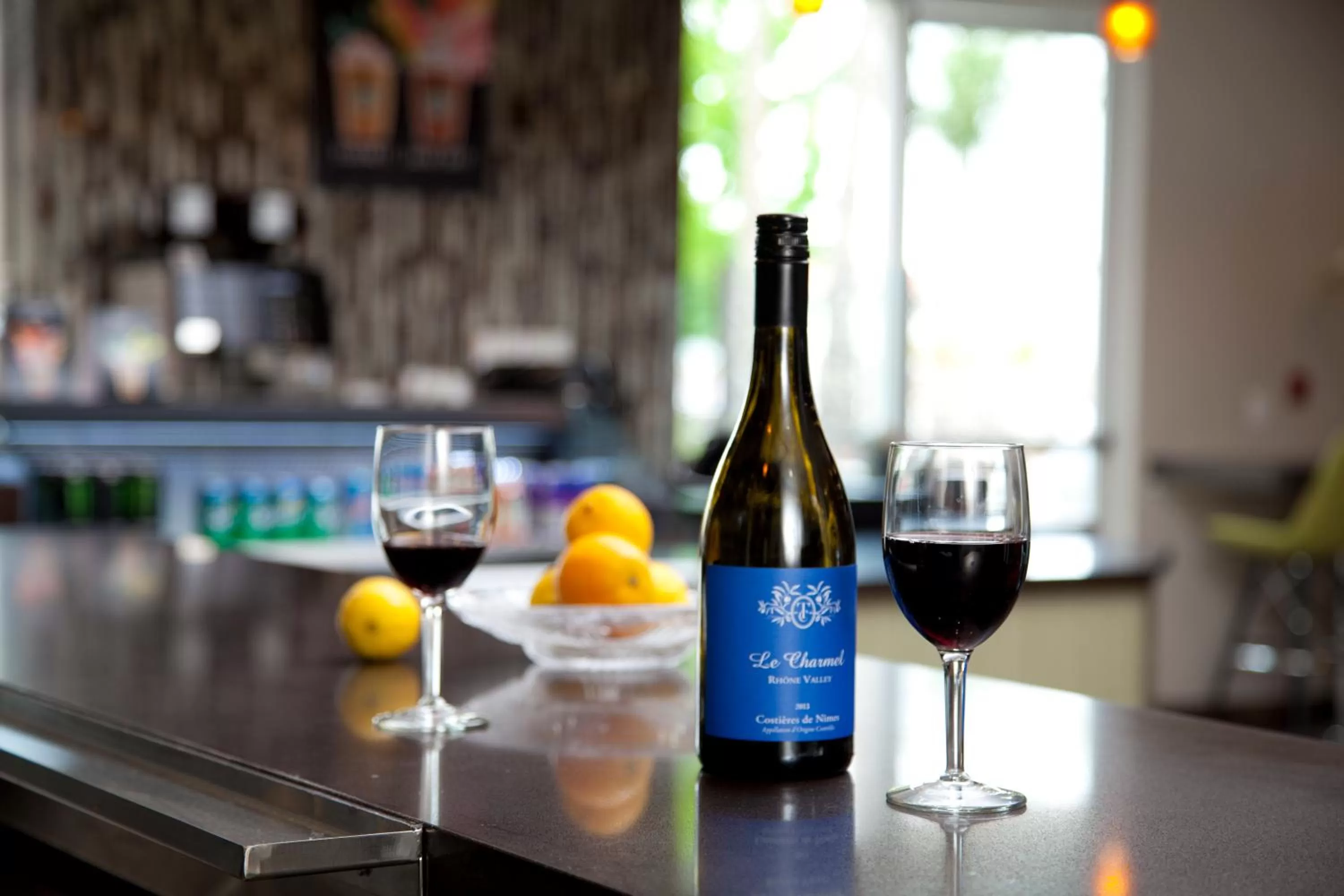 Lounge or bar in Redac Gateway Hotel Torrance