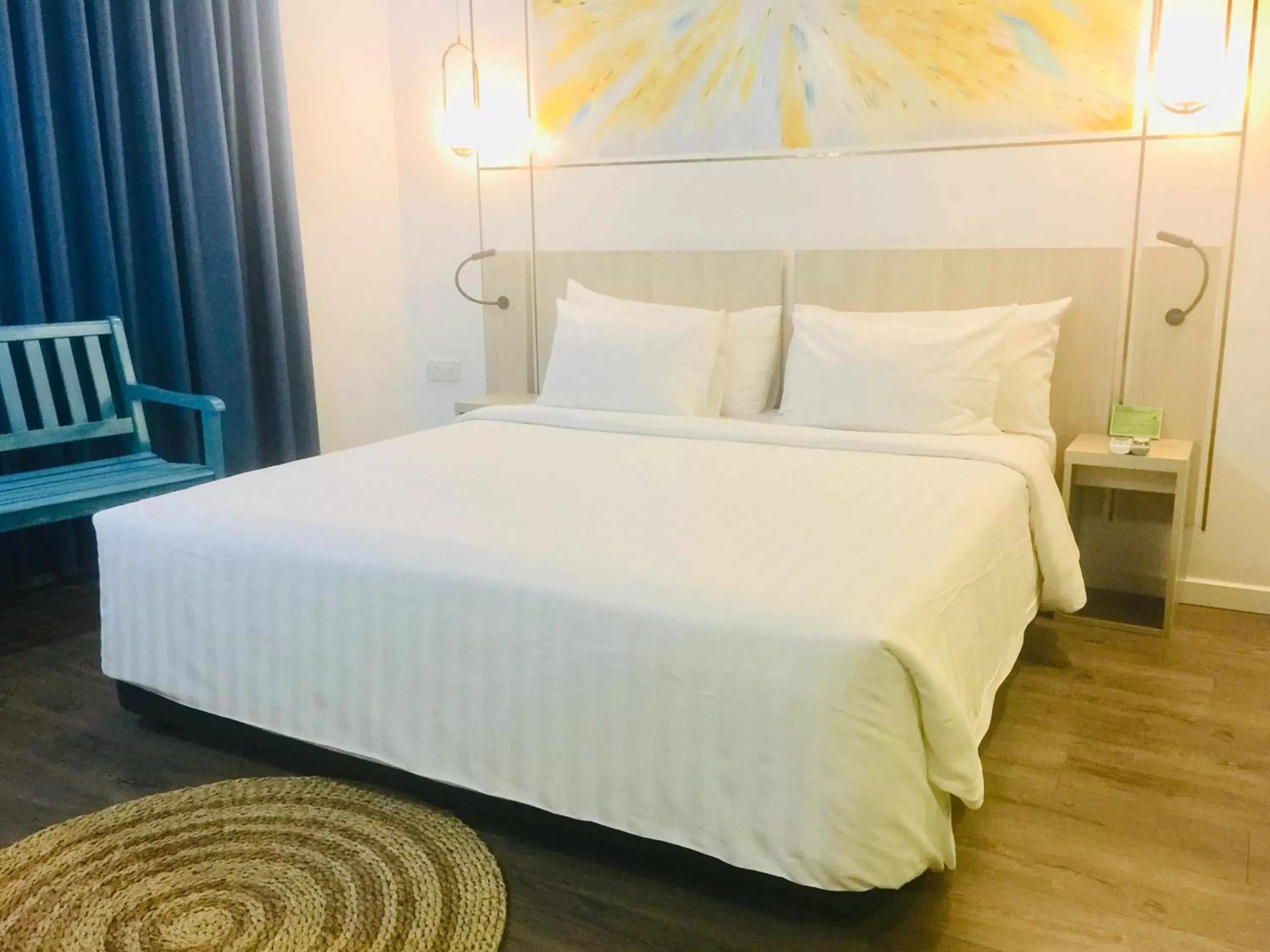 Bed in Liberty Hotel Saigon Greenview