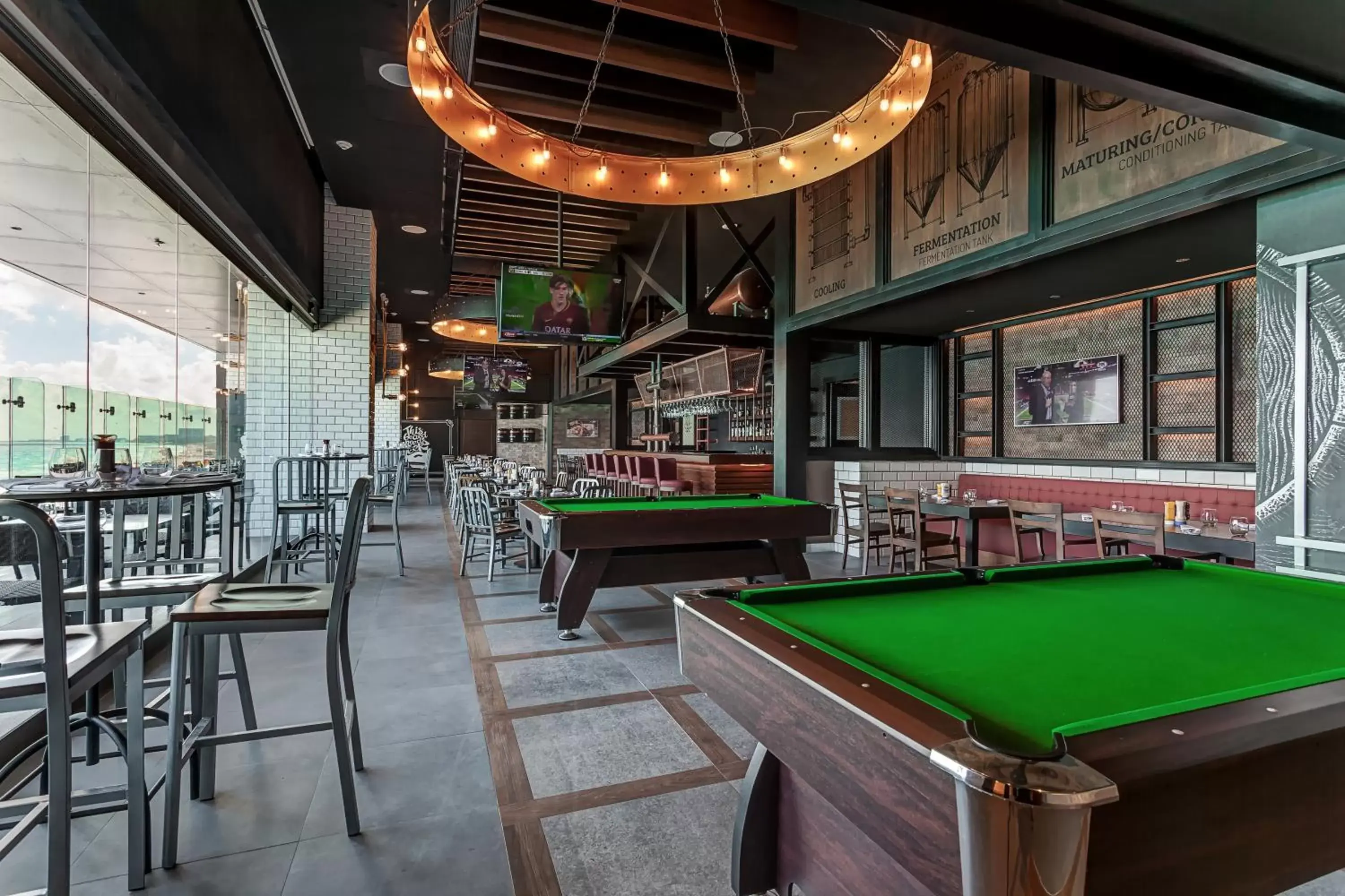 Lounge or bar, Billiards in Royalton CHIC Cancun, An Autograph Collection All-Inclusive Resort - Adults Only