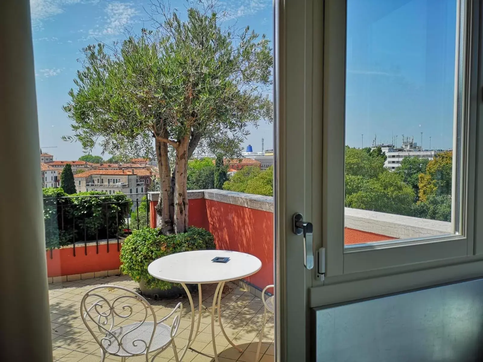 Balcony/Terrace in Hotel Papadopoli Venezia - MGallery Collection