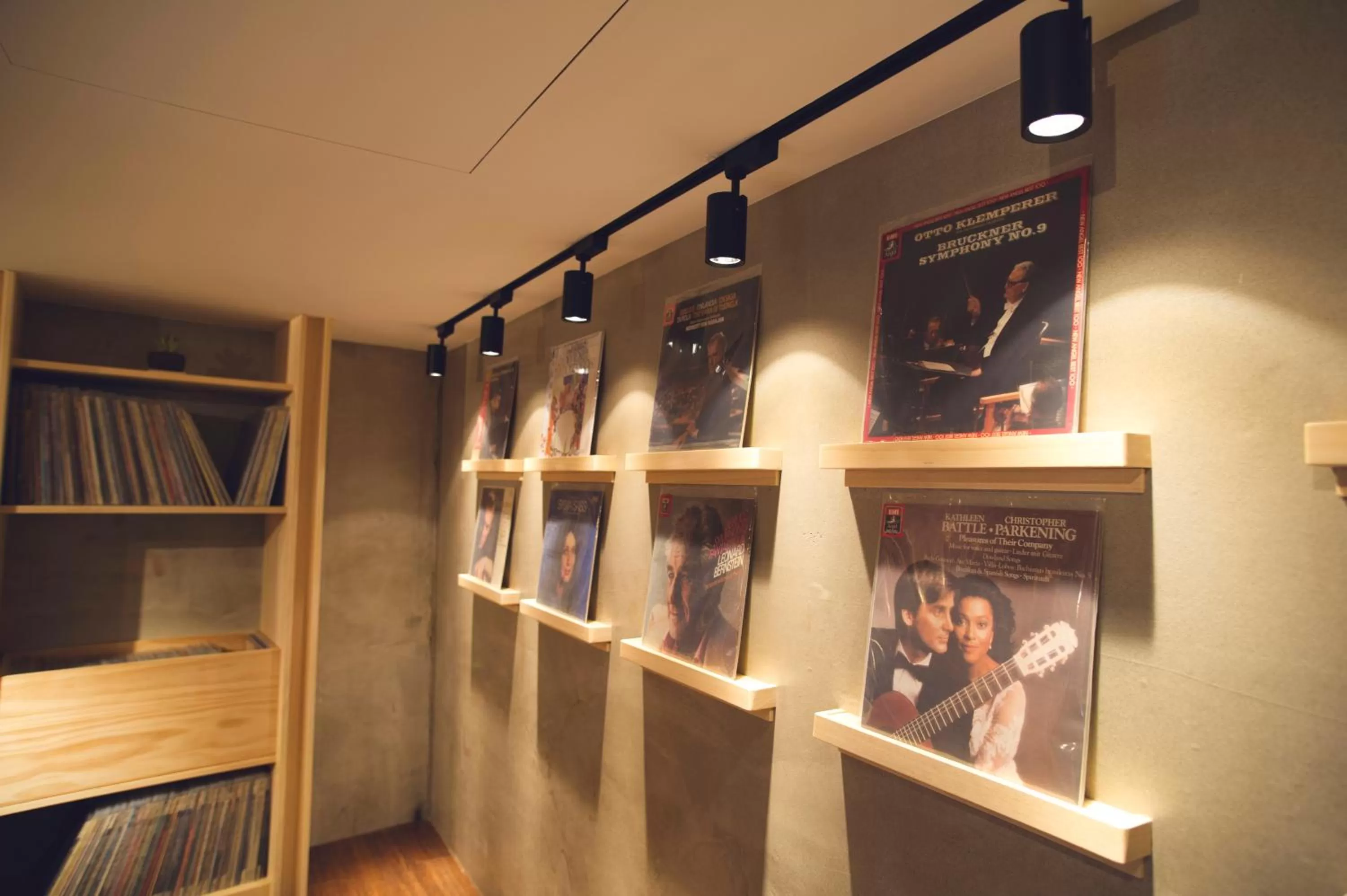 TV and multimedia in FFF Hotel